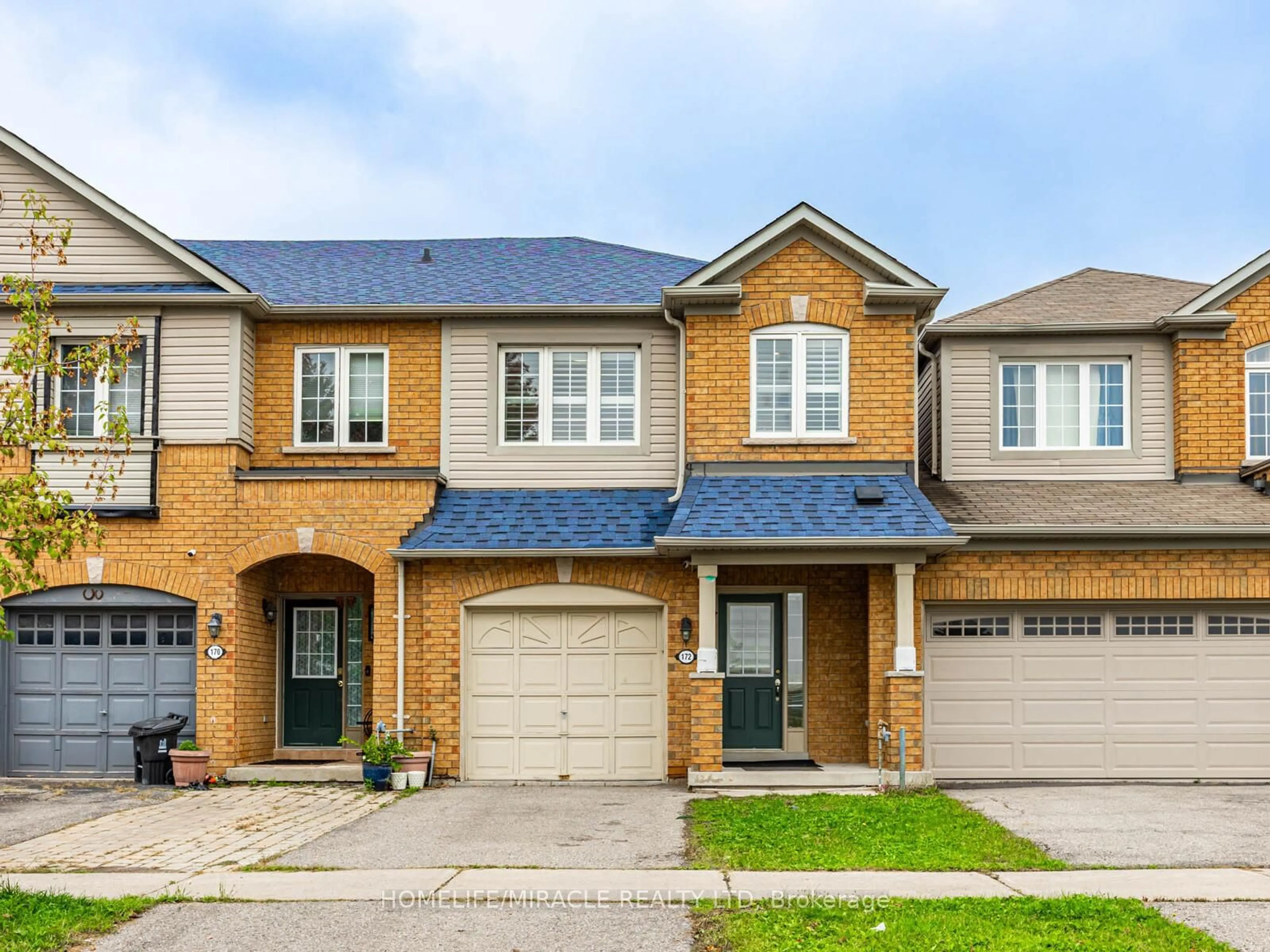 Home with brick exterior material, street for 172 Gristone Cres, Toronto Ontario M1X 1T4