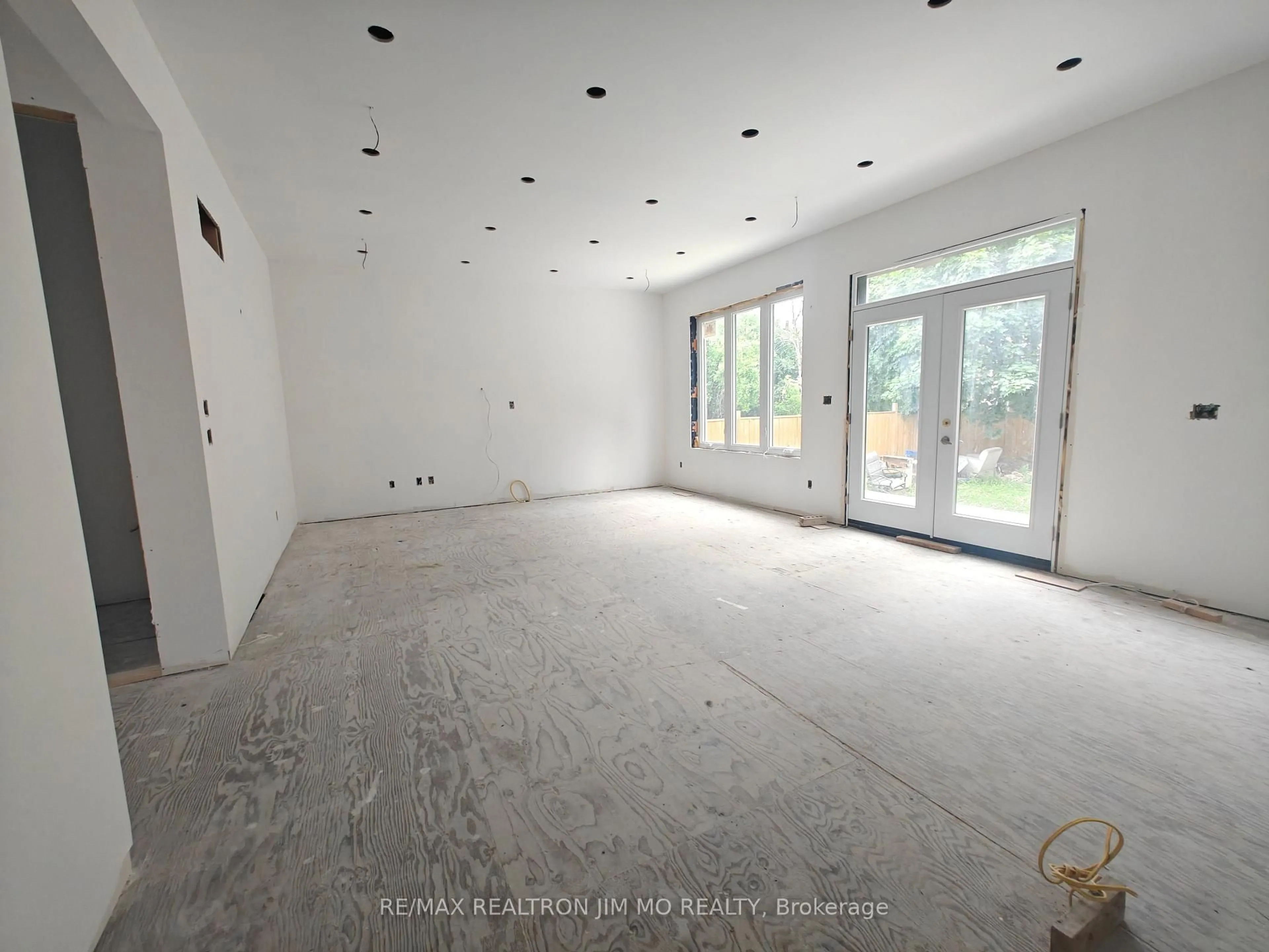 A pic of a room for 6 Cotton Ave, Toronto Ontario M1K 1Z2