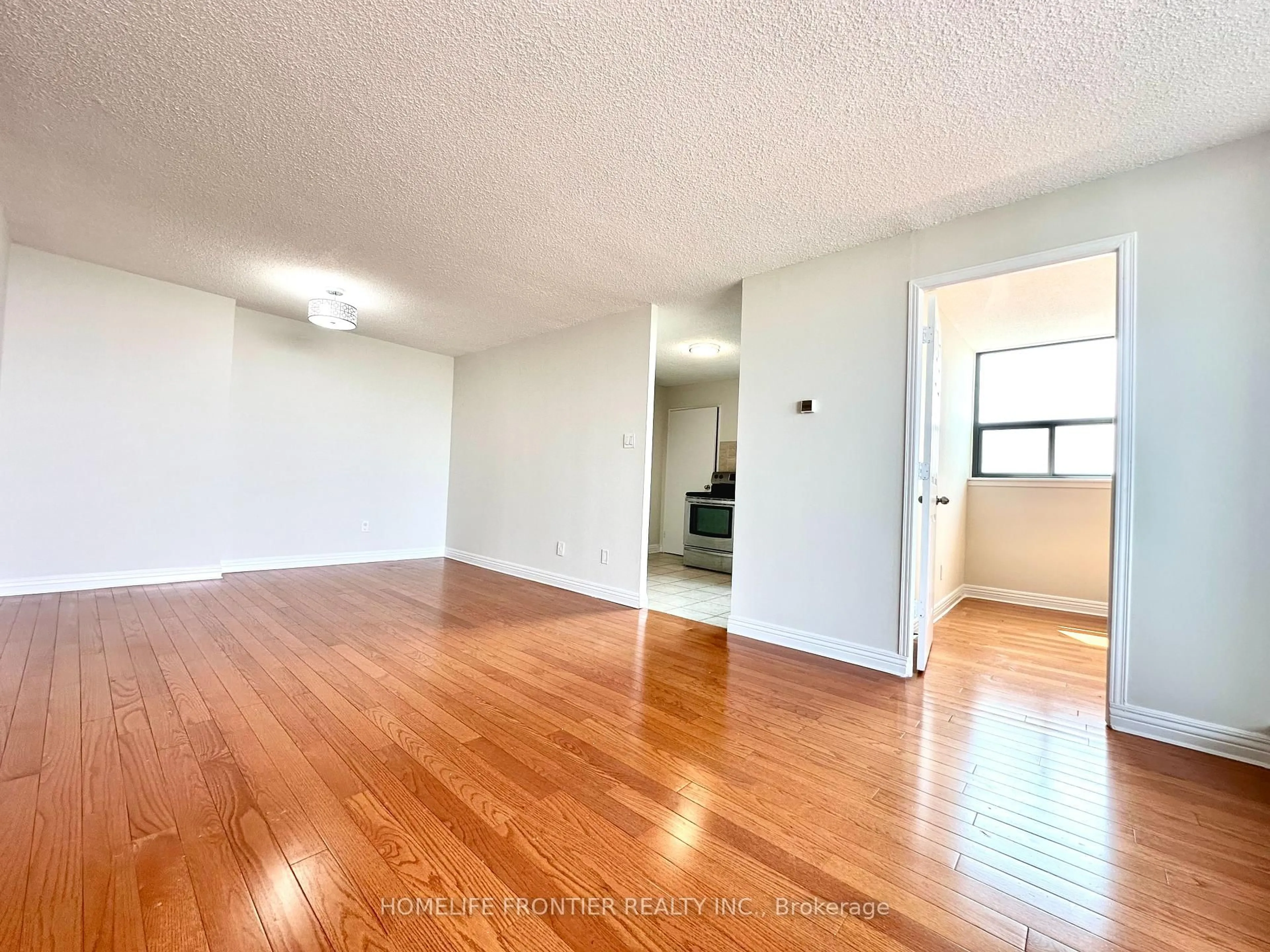 A pic of a room for 100 Wingarden Crt #1915, Toronto Ontario M1B 2P4