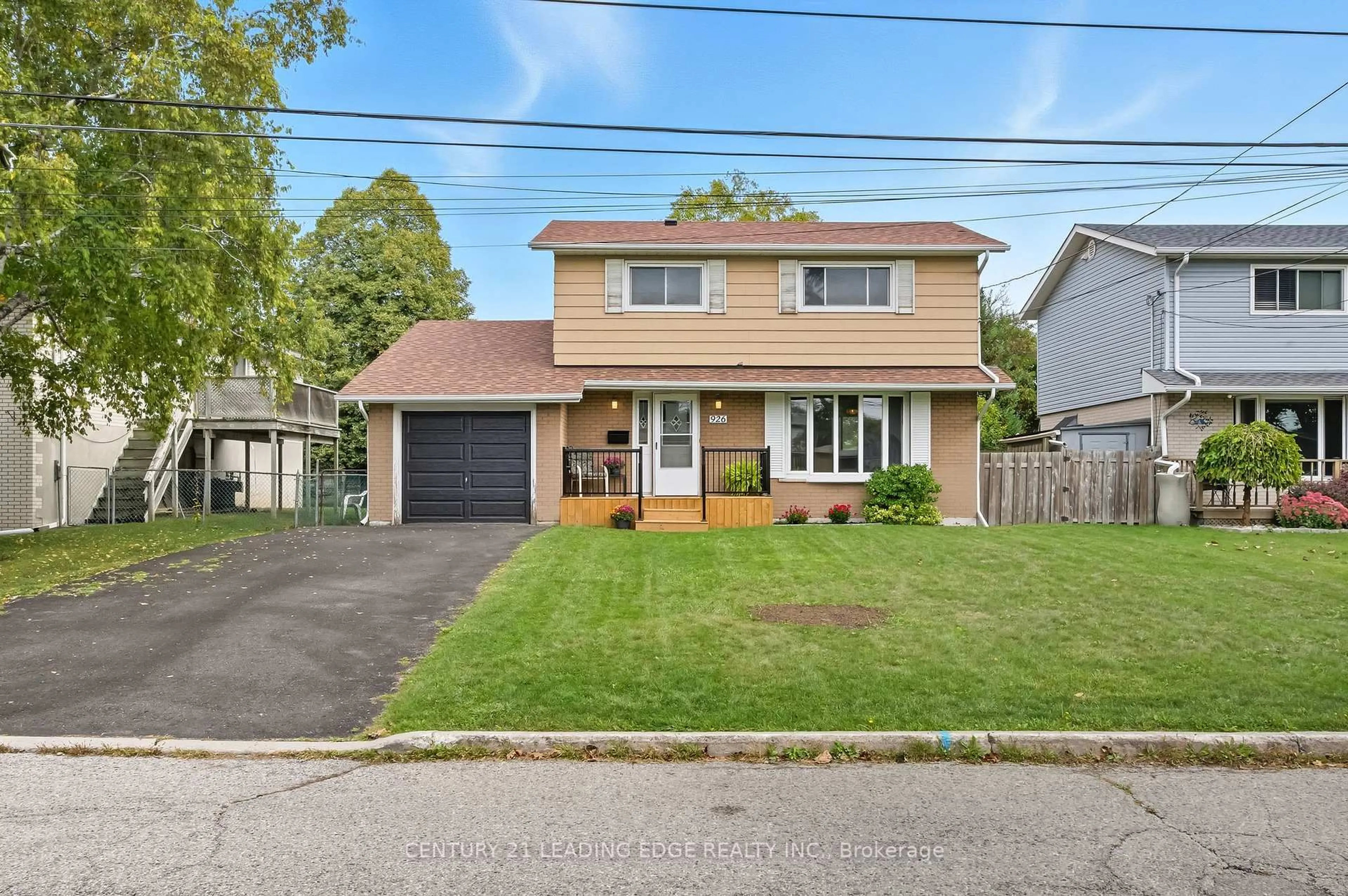 Unknown for 926 Marinet Cres, Pickering Ontario L1W 2M1