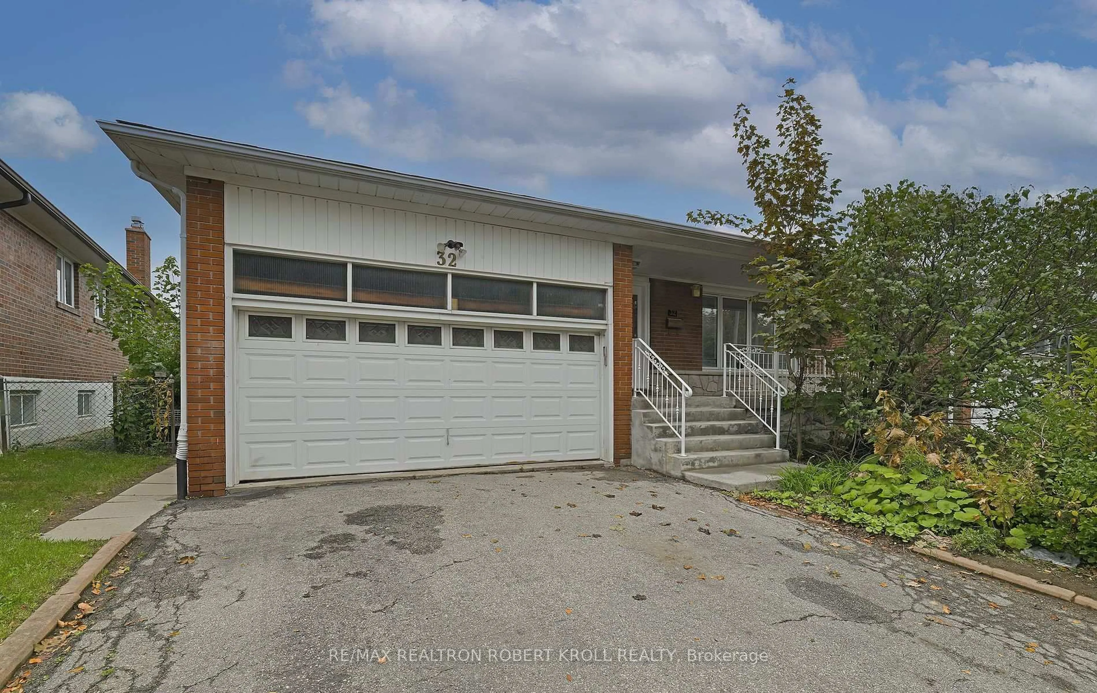 Unknown for 32 Orangewood Cres, Toronto Ontario M1W 1C6