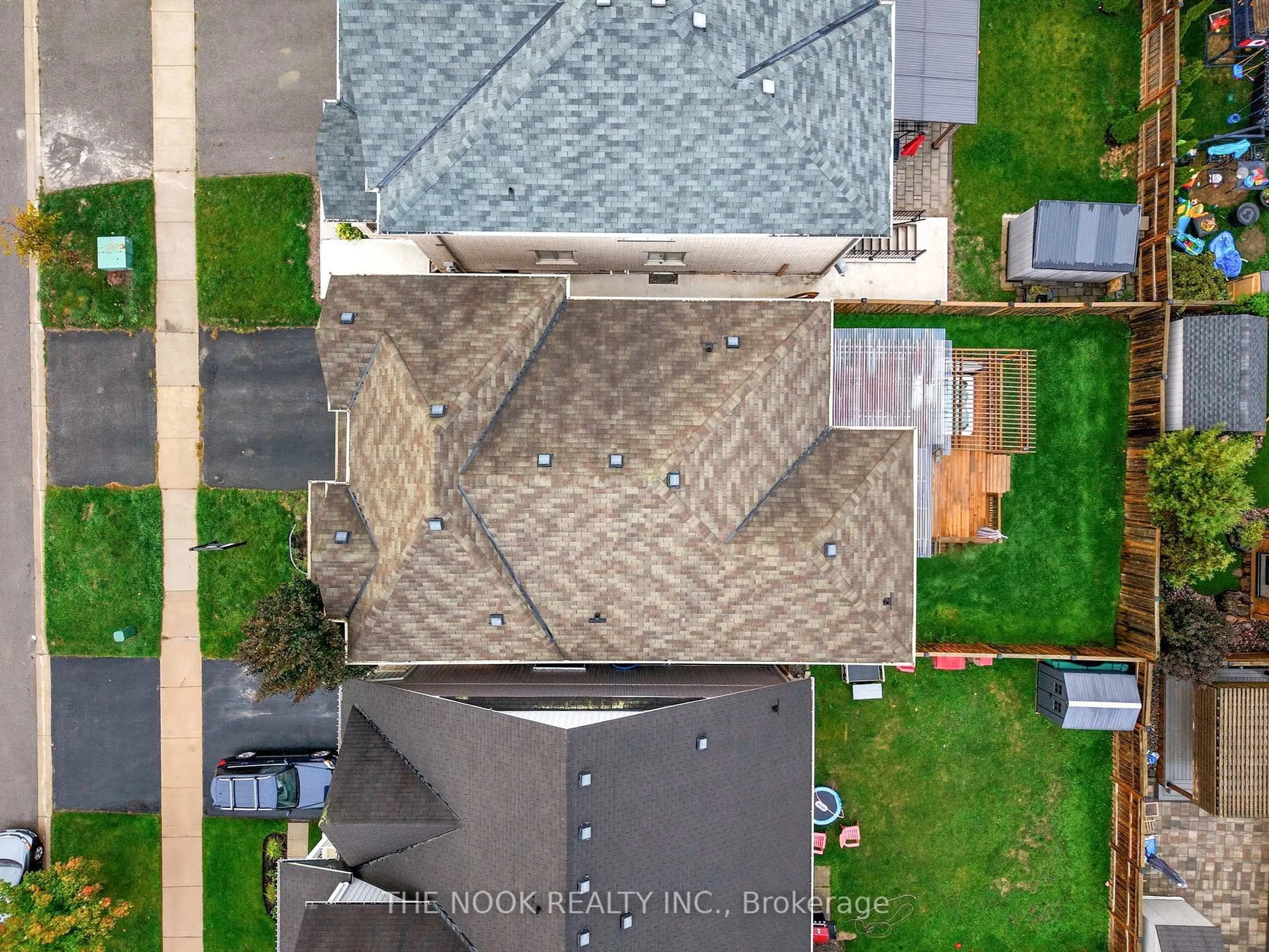 A pic from outside/outdoor area/front of a property/back of a property/a pic from drone, unknown for 2085 Rudell Rd, Clarington Ontario L1B 0C6