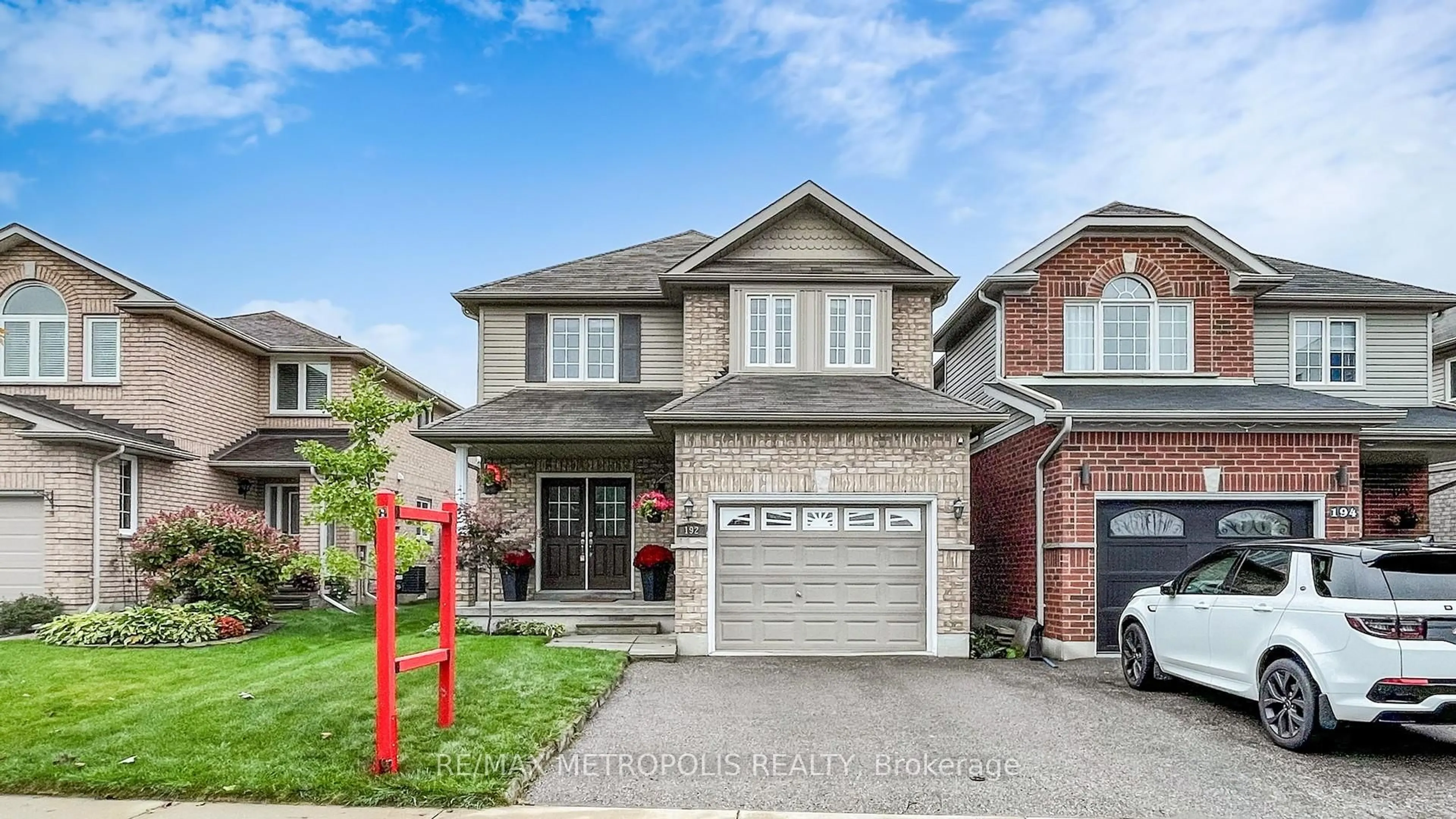 Home with brick exterior material, street for 192 Avondale Dr, Clarington Ontario L1E 0G2