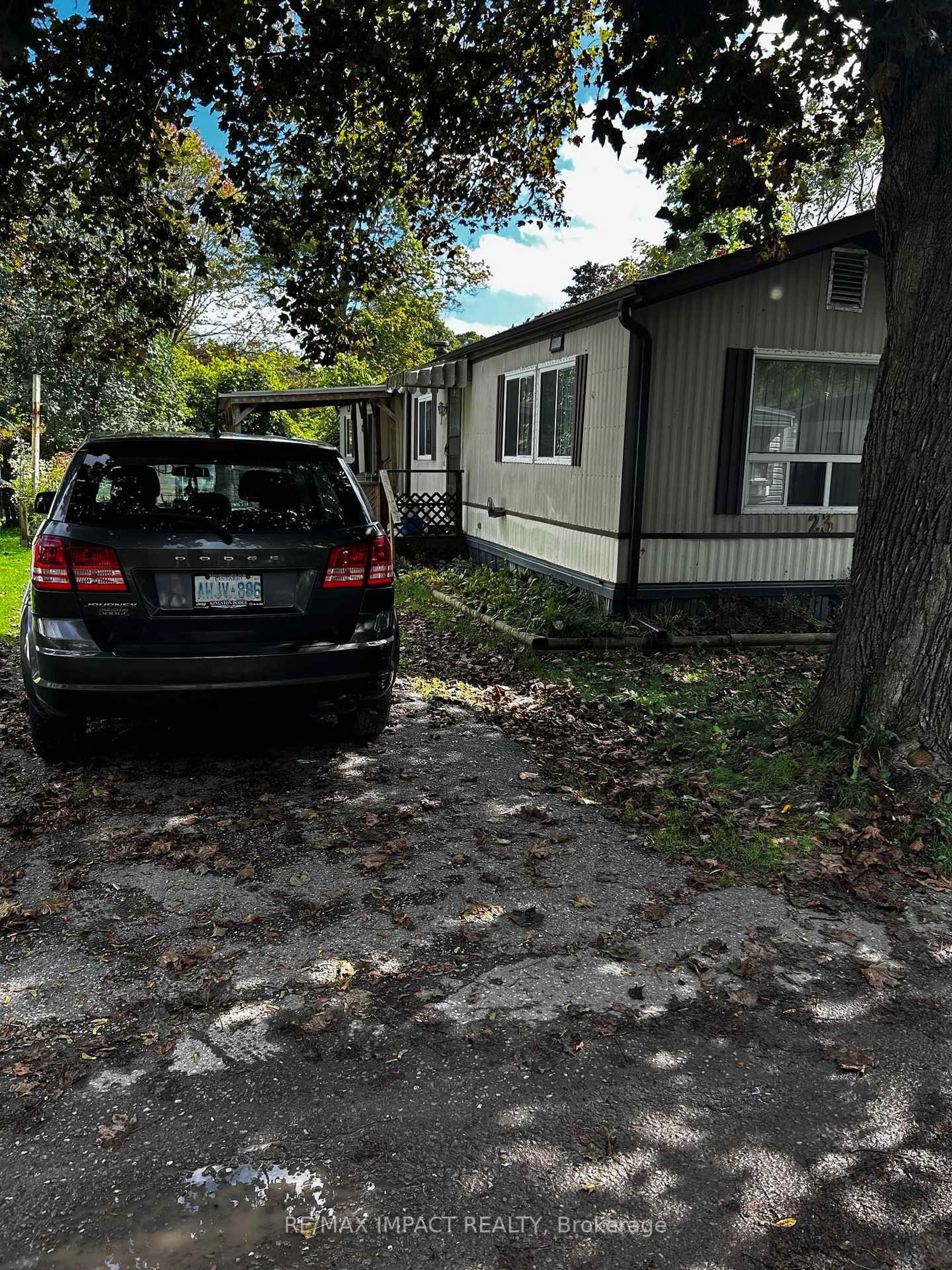 Parking for 300 King St #23, Clarington Ontario L1C 3K5