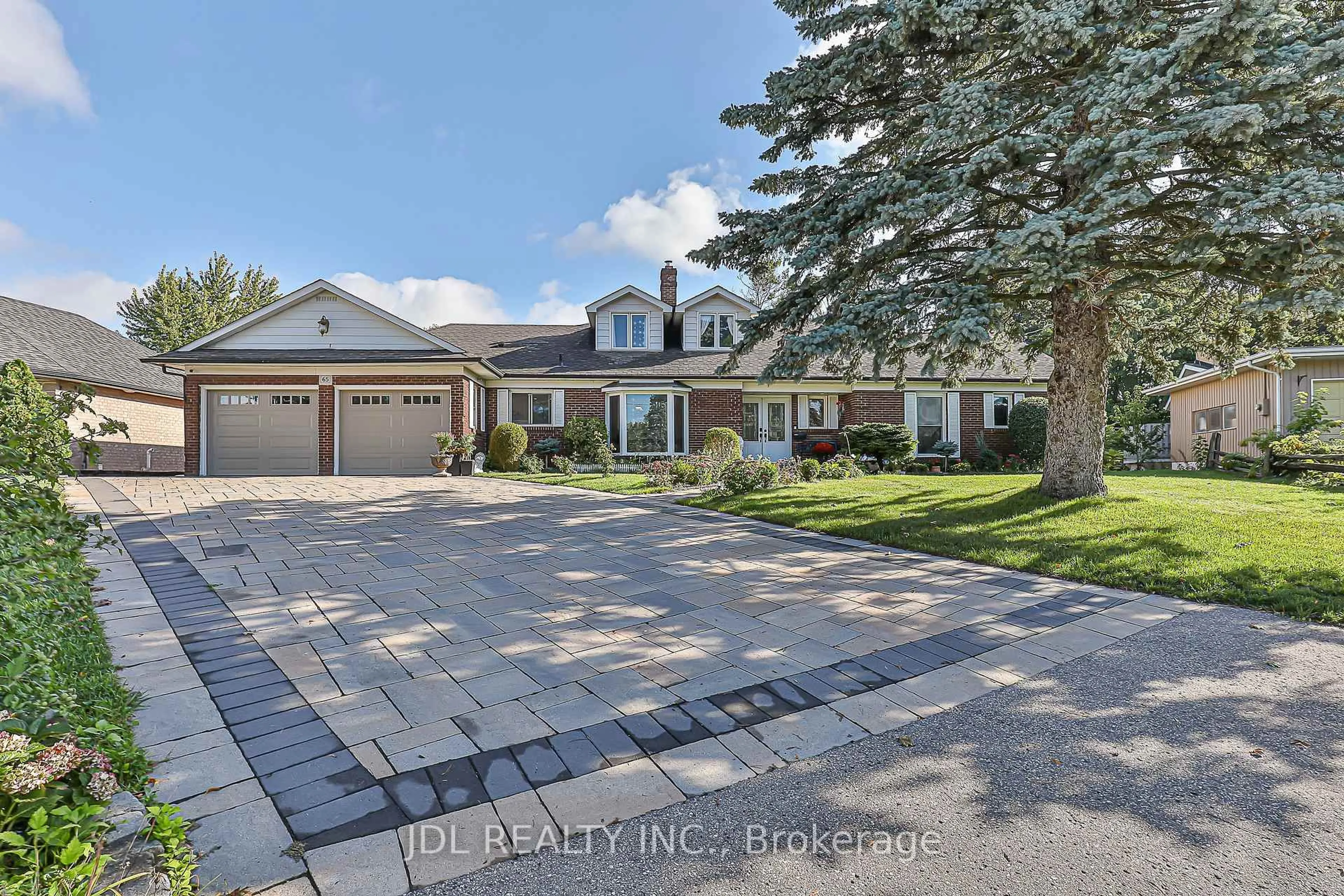 Home with brick exterior material, street for 65 Grandview St, Oshawa Ontario L1G 6N6
