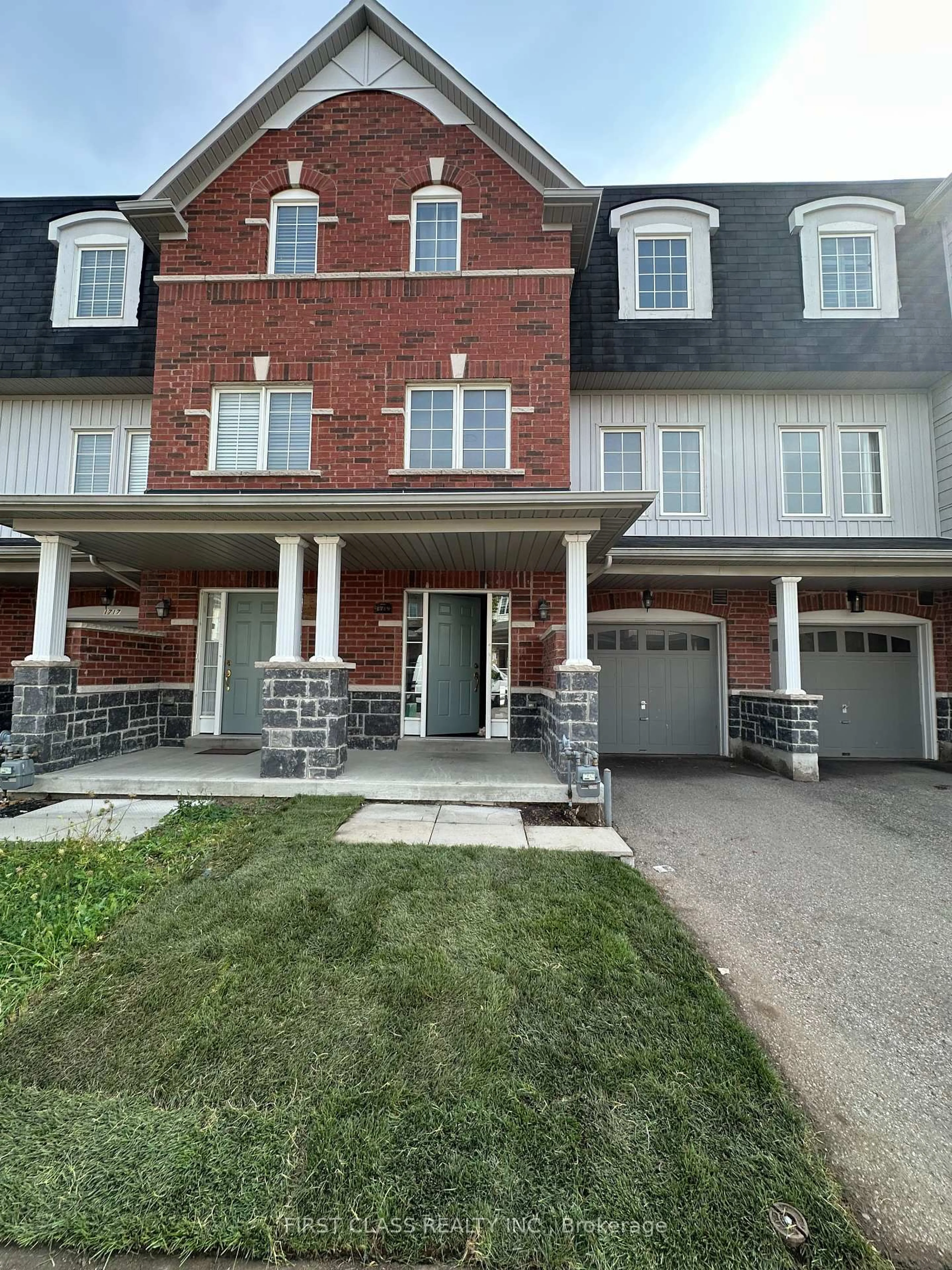 Home with brick exterior material, street for 1719 Carousel Dr, Pickering Ontario L1X 0C1
