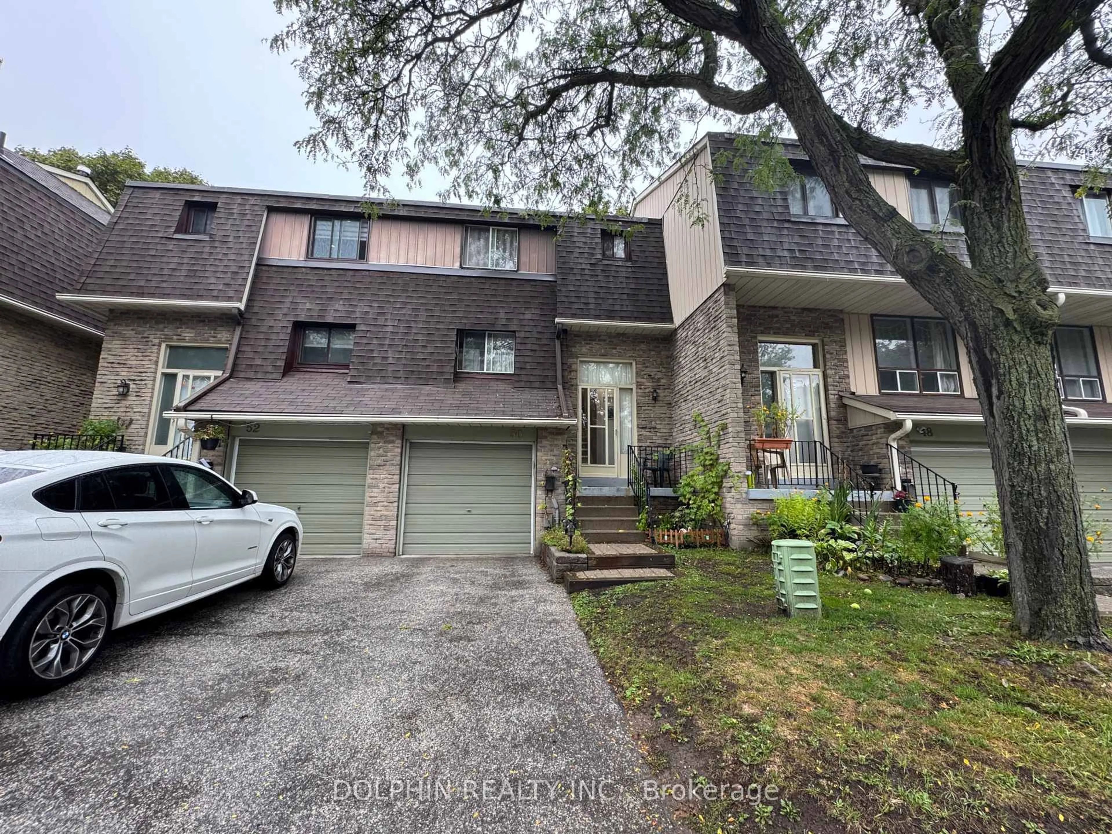 A pic from outside/outdoor area/front of a property/back of a property/a pic from drone, street for 371 Orton Park Rd #50, Toronto Ontario M1G 3V1