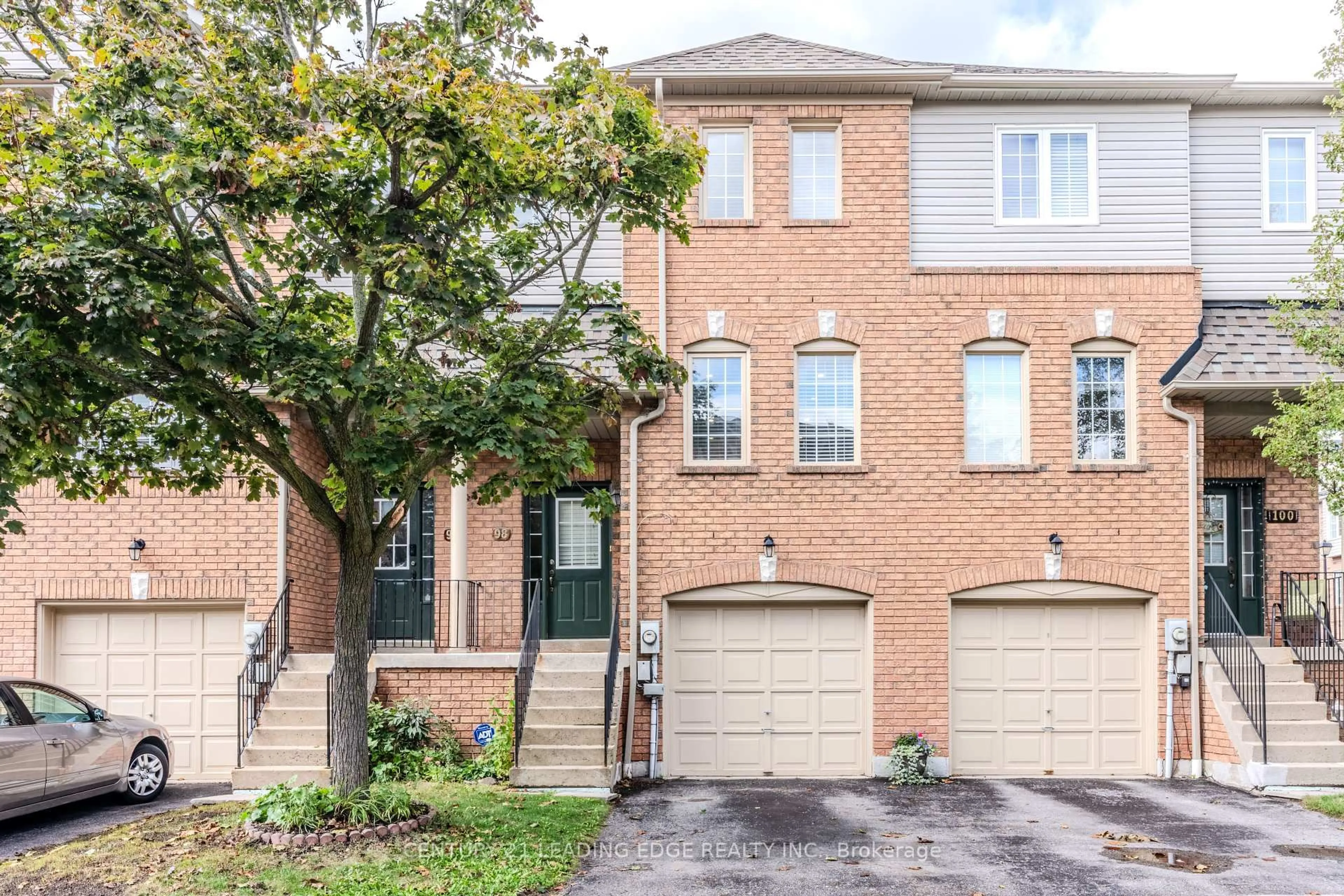 Home with brick exterior material, street for 98 Aspen Pkwy, Whitby Ontario L1N 9M6