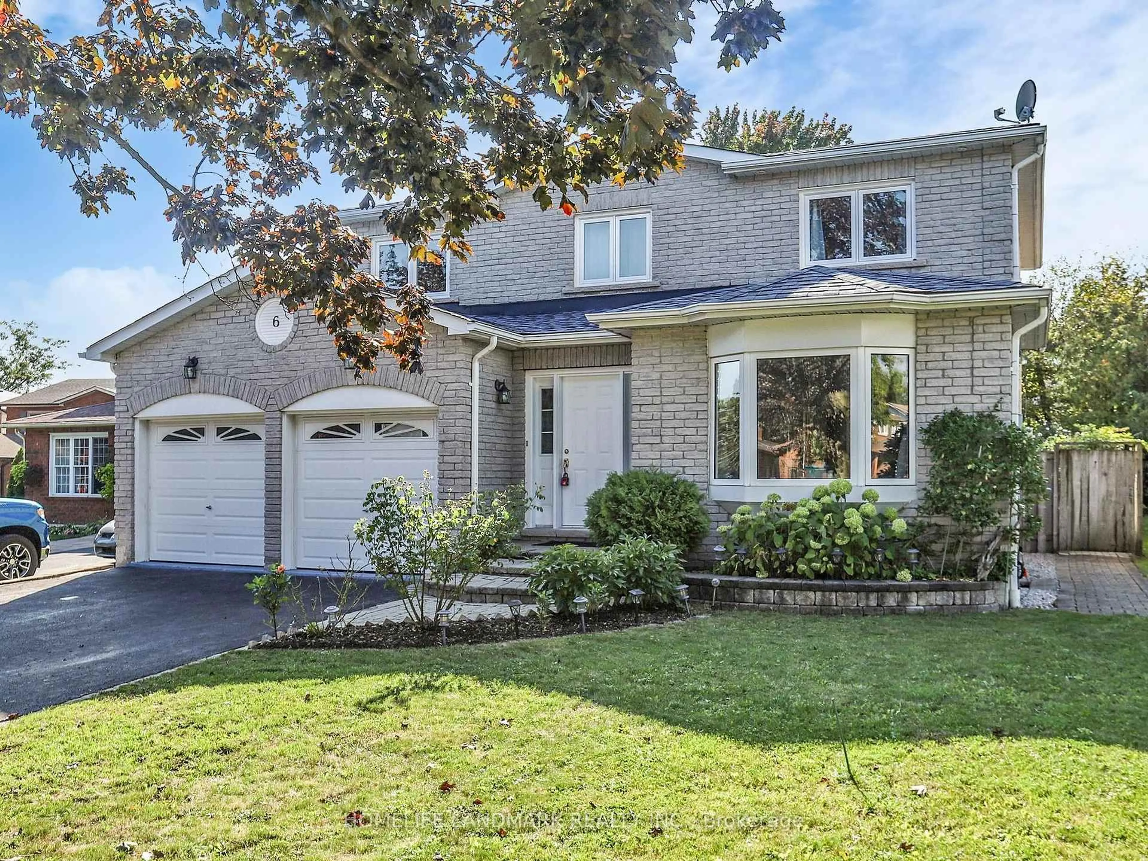 Home with brick exterior material, street for 6 Broughton Crt, Whitby Ontario L1N 6Y8