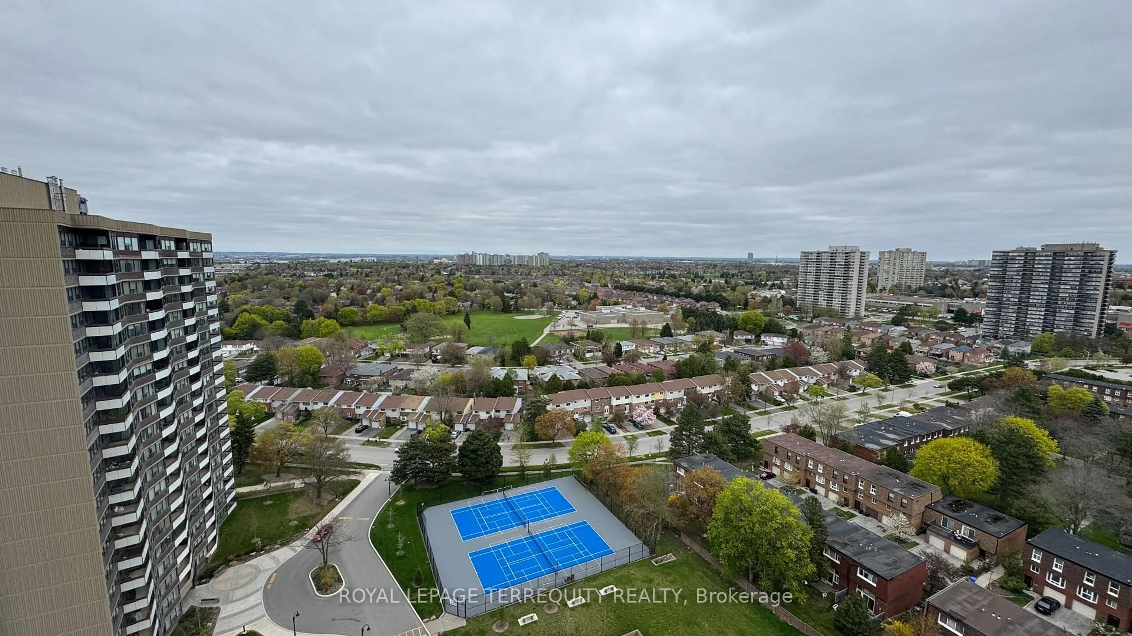 A pic from outside/outdoor area/front of a property/back of a property/a pic from drone, city buildings view from balcony for 65 Huntingdale Blvd #PH4, Toronto Ontario M1W 2P1