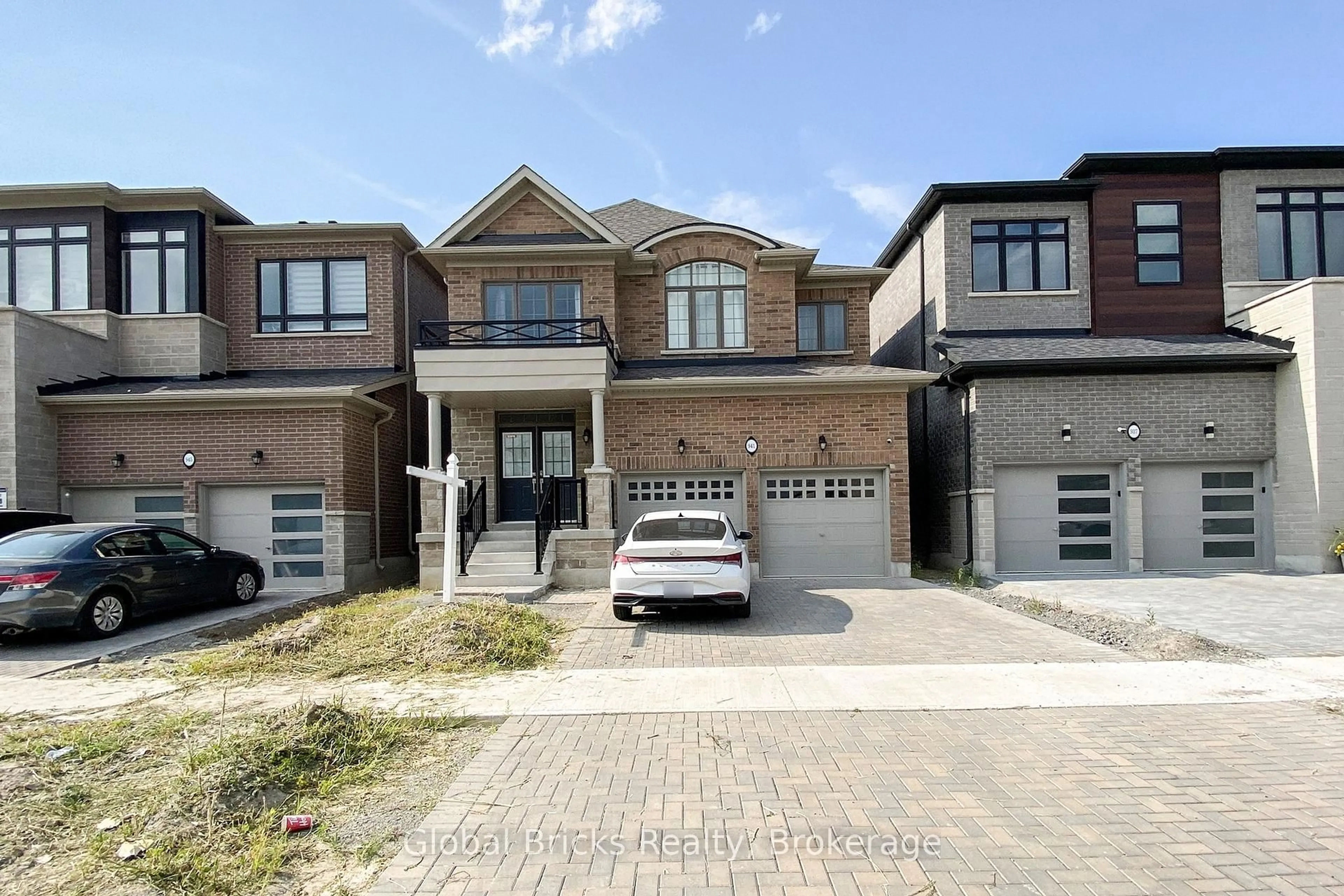 Home with brick exterior material, street for 941 Rexton Dr, Oshawa Ontario L1L 0V1