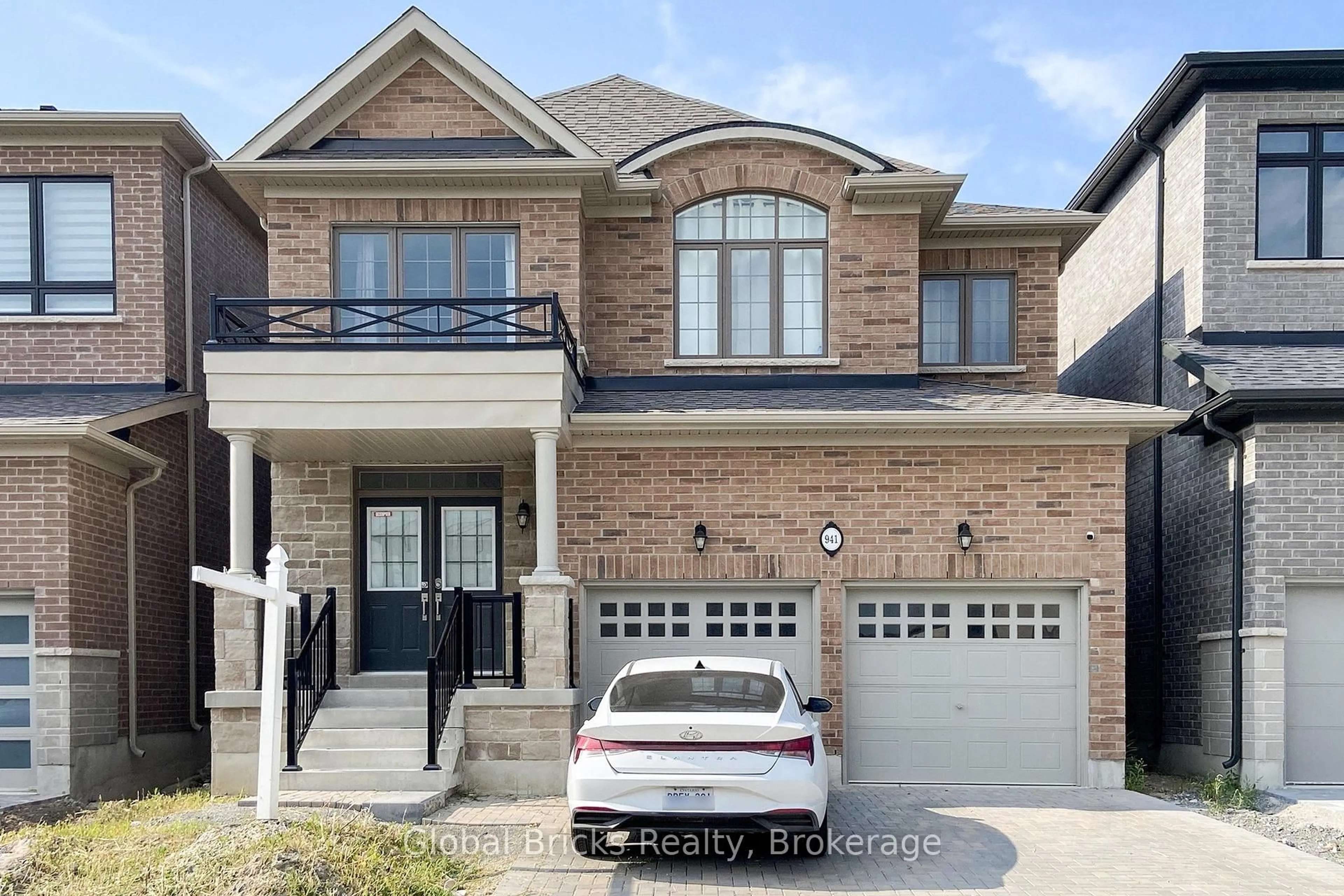 Home with brick exterior material, street for 941 Rexton Dr, Oshawa Ontario L1L 0V1