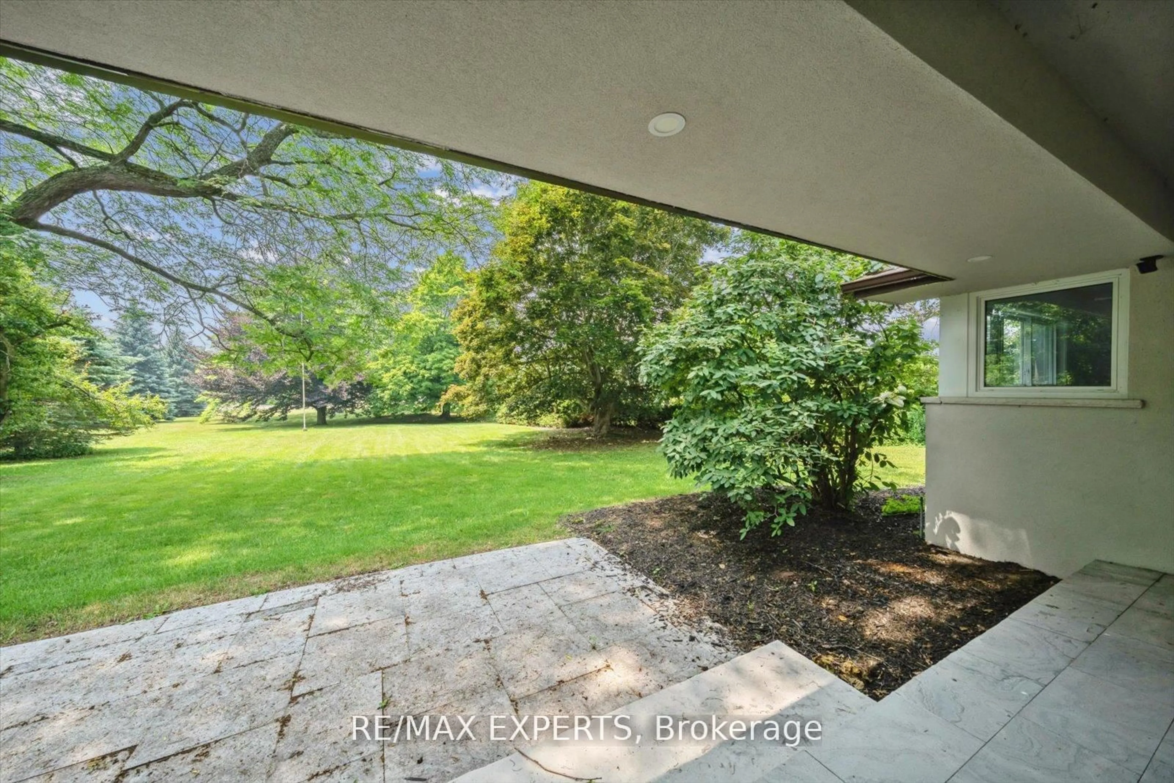 Patio, unknown for 507 Mill St, Clarington Ontario L1B 1C2
