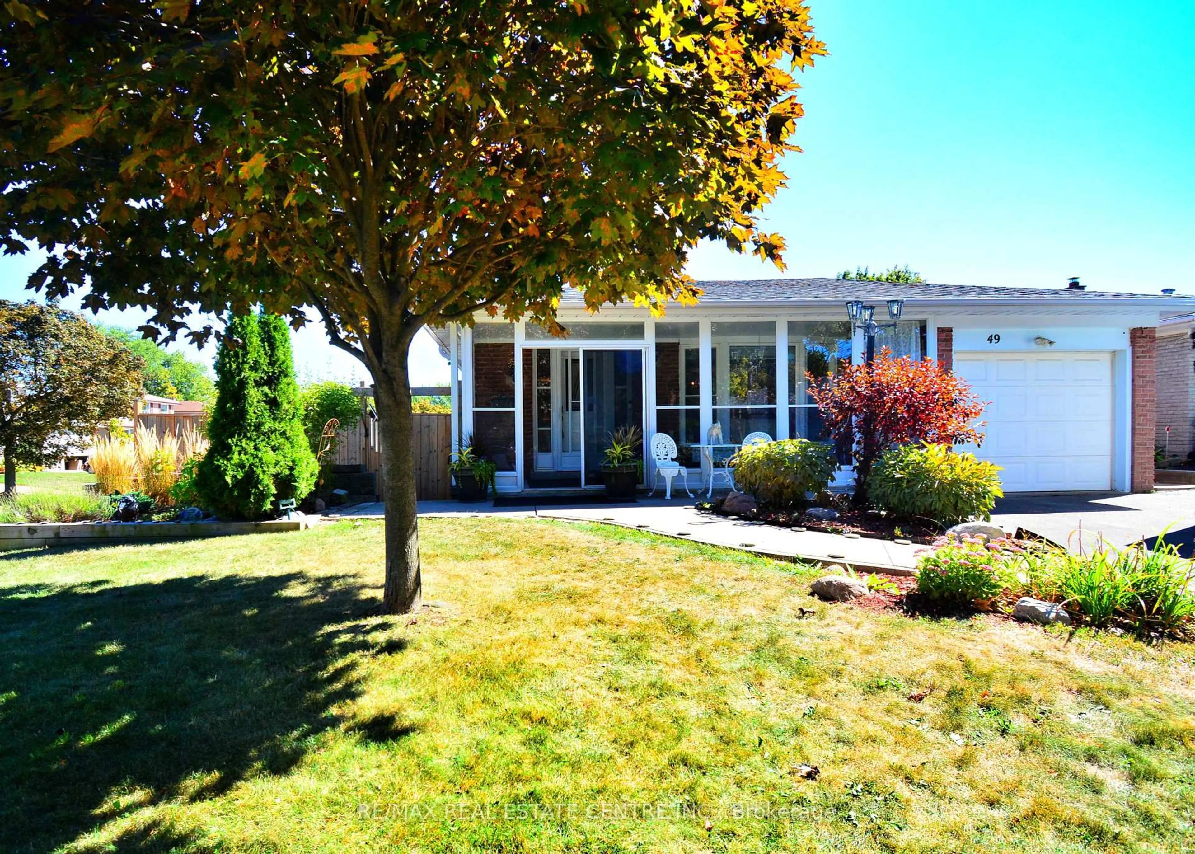 Home with vinyl exterior material, street for 49 Boarhill Dr, Toronto Ontario M1S 2L9