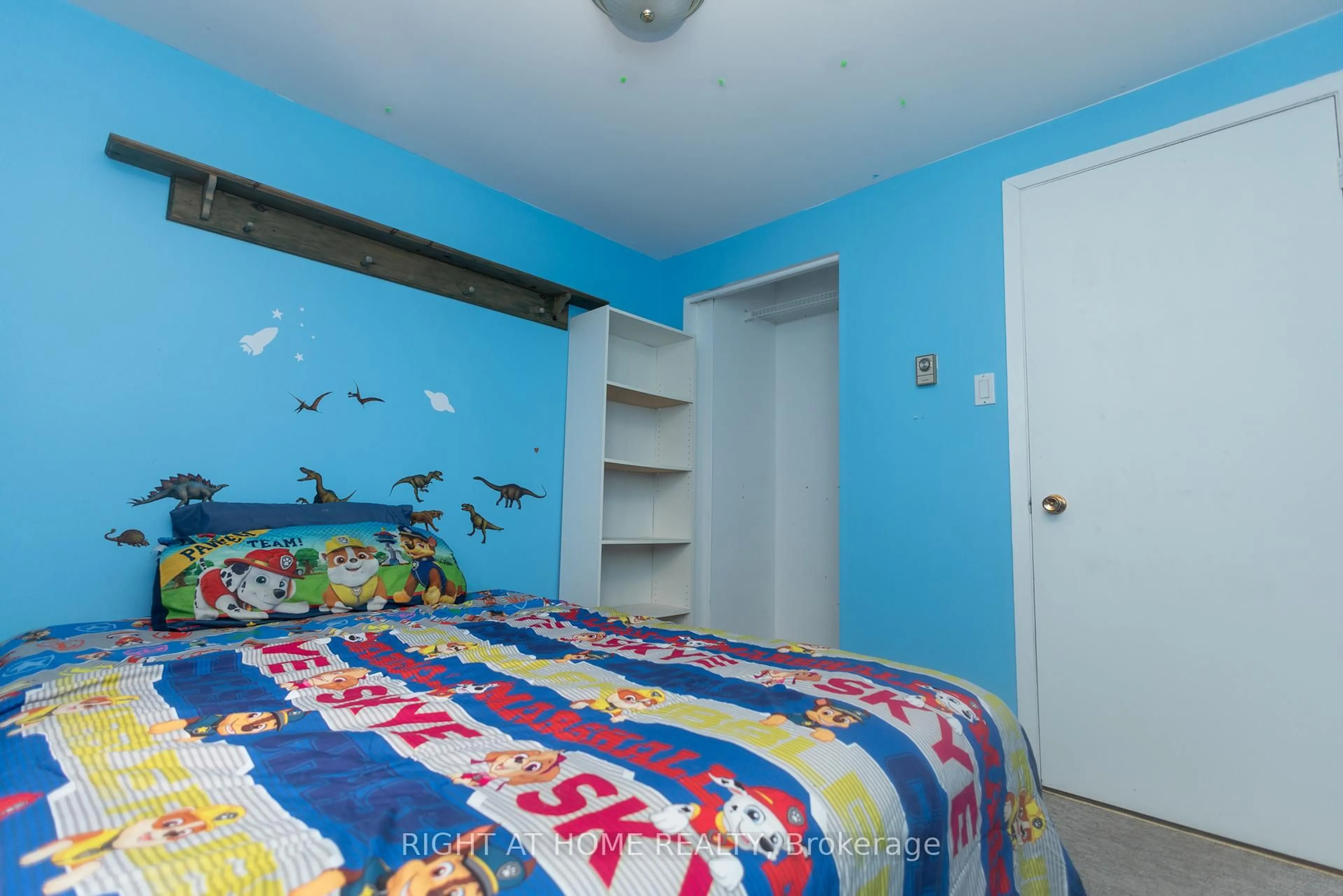 Unknown for 110 Blossom Crt, Scugog Ontario L9L 1G5