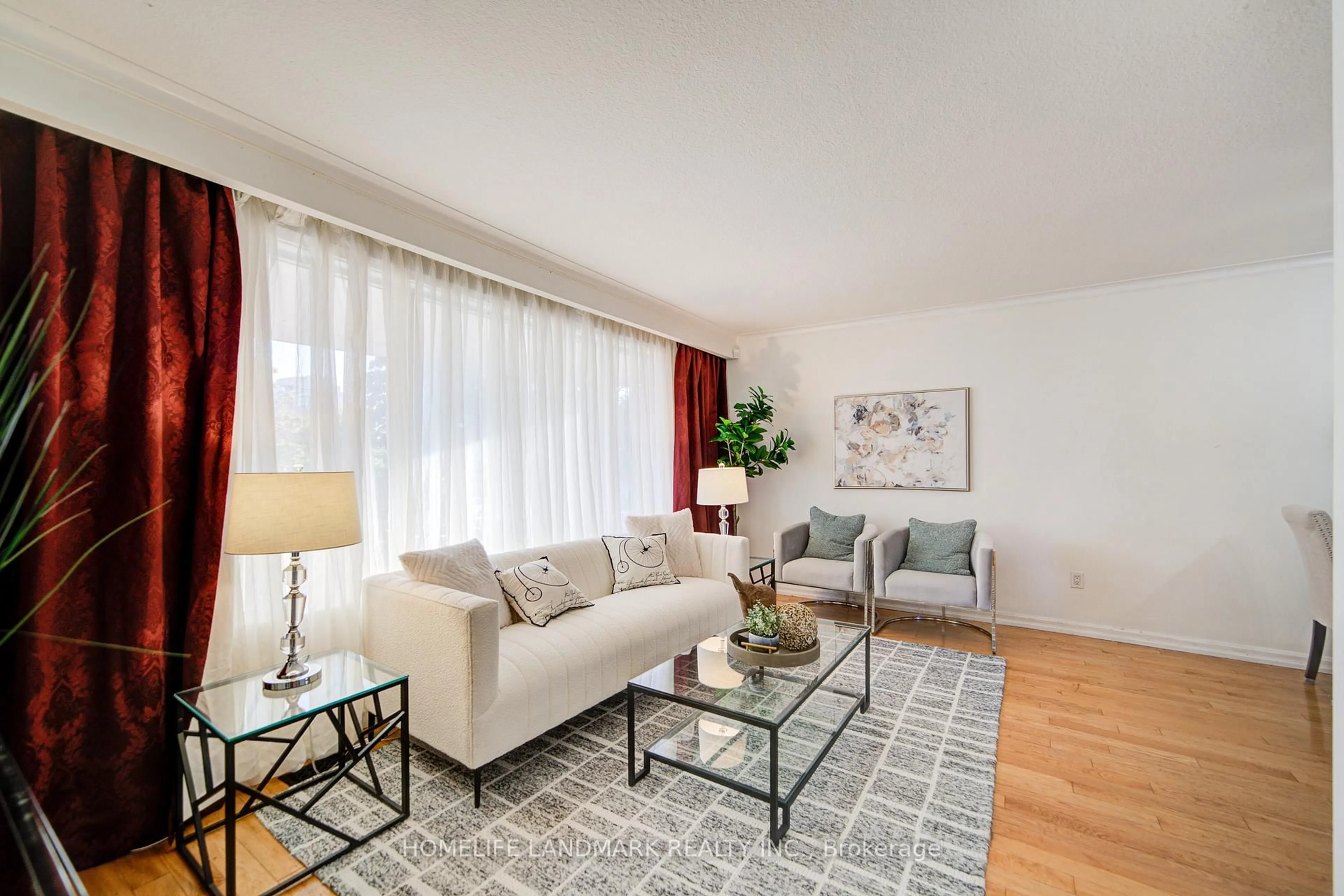 Living room with furniture, unknown for 16 Paloma Pl, Toronto Ontario M1J 1P7
