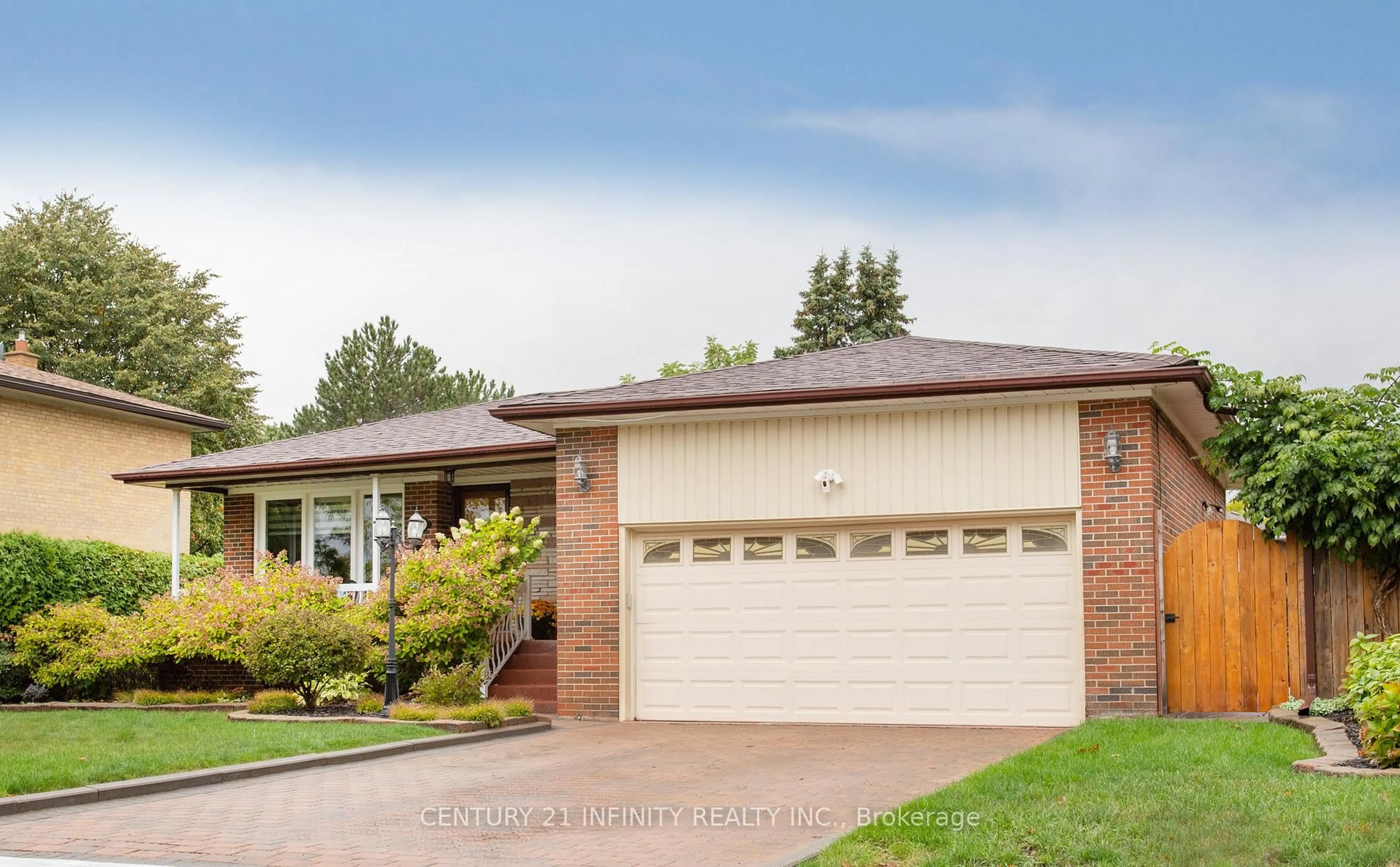 Home with brick exterior material, street for 74 Portico Dr, Toronto Ontario M1G 3R6