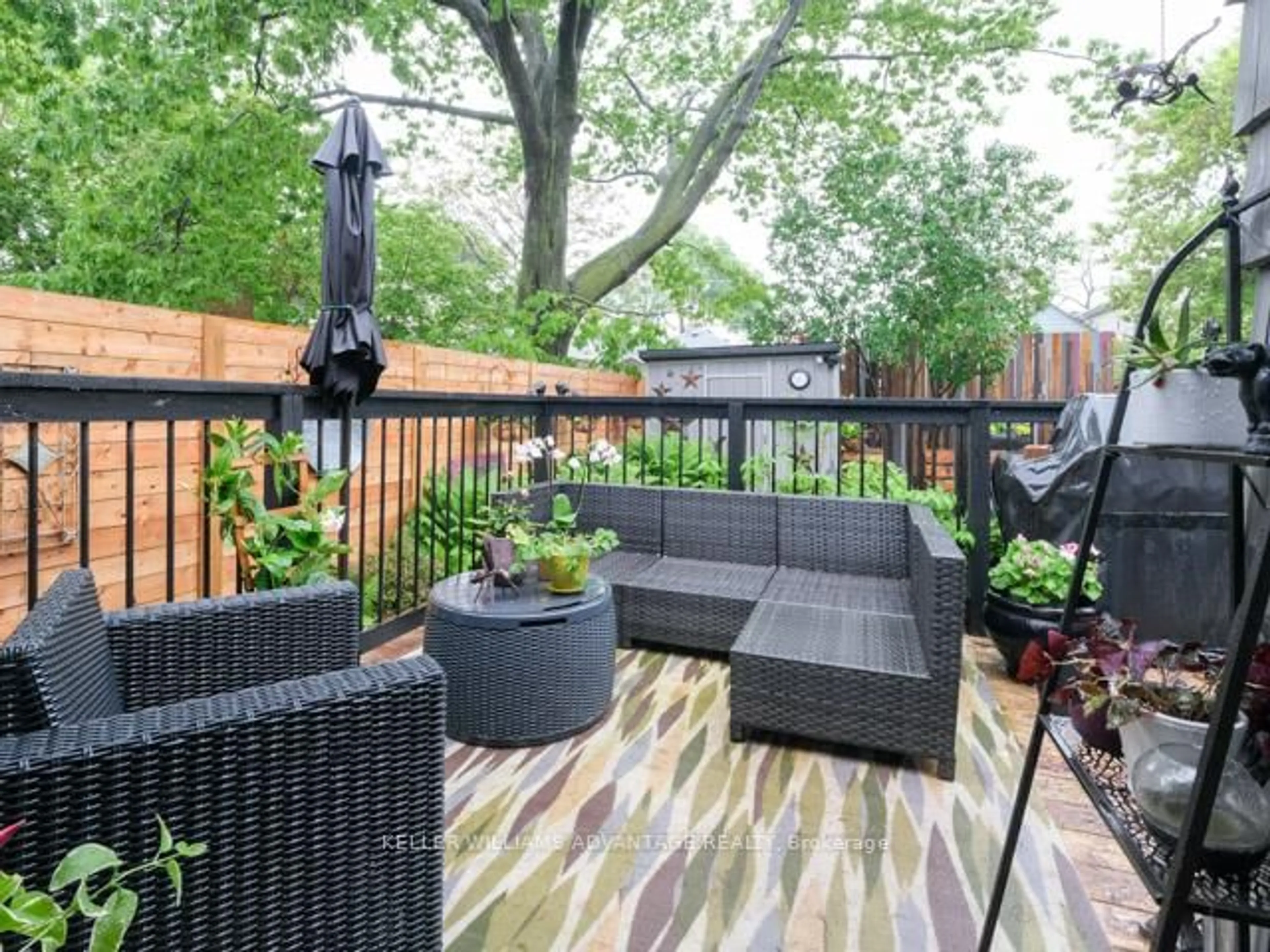 Patio, street for 328 Cedarvale Ave, Toronto Ontario M4C 4K4