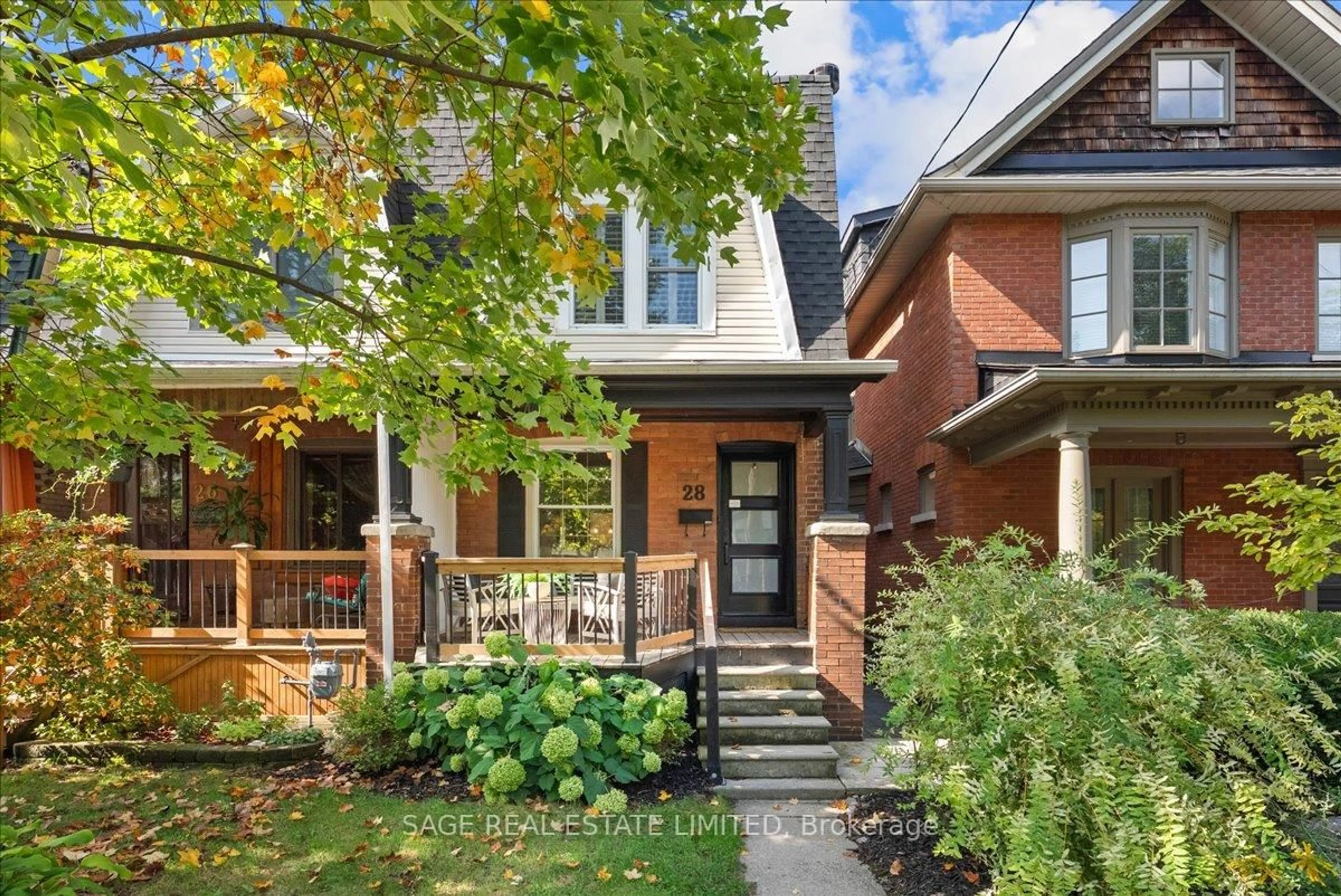 Home with brick exterior material, street for 28 Pickering St, Toronto Ontario M4E 3J6