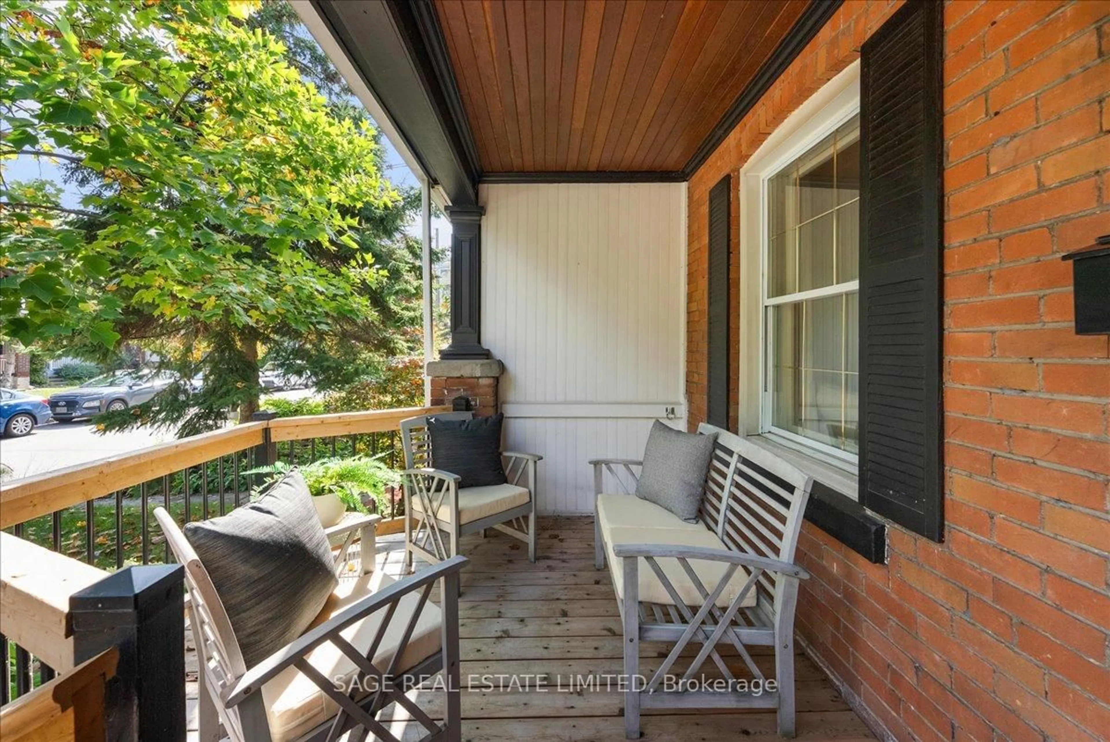 Patio, street for 28 Pickering St, Toronto Ontario M4E 3J6