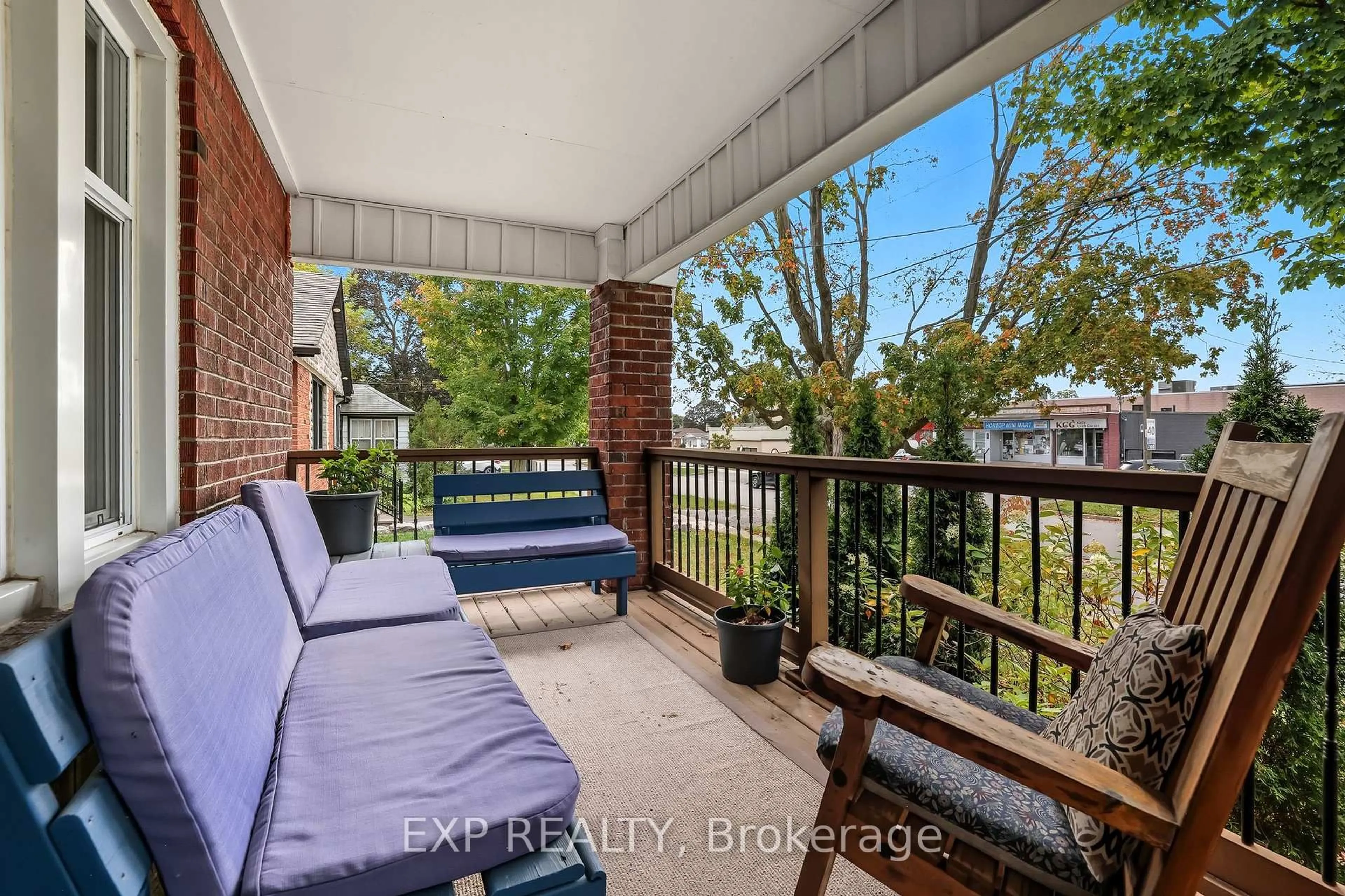 Patio, water/lake/river/ocean view for 695 Hortop St, Oshawa Ontario L1G 4N7
