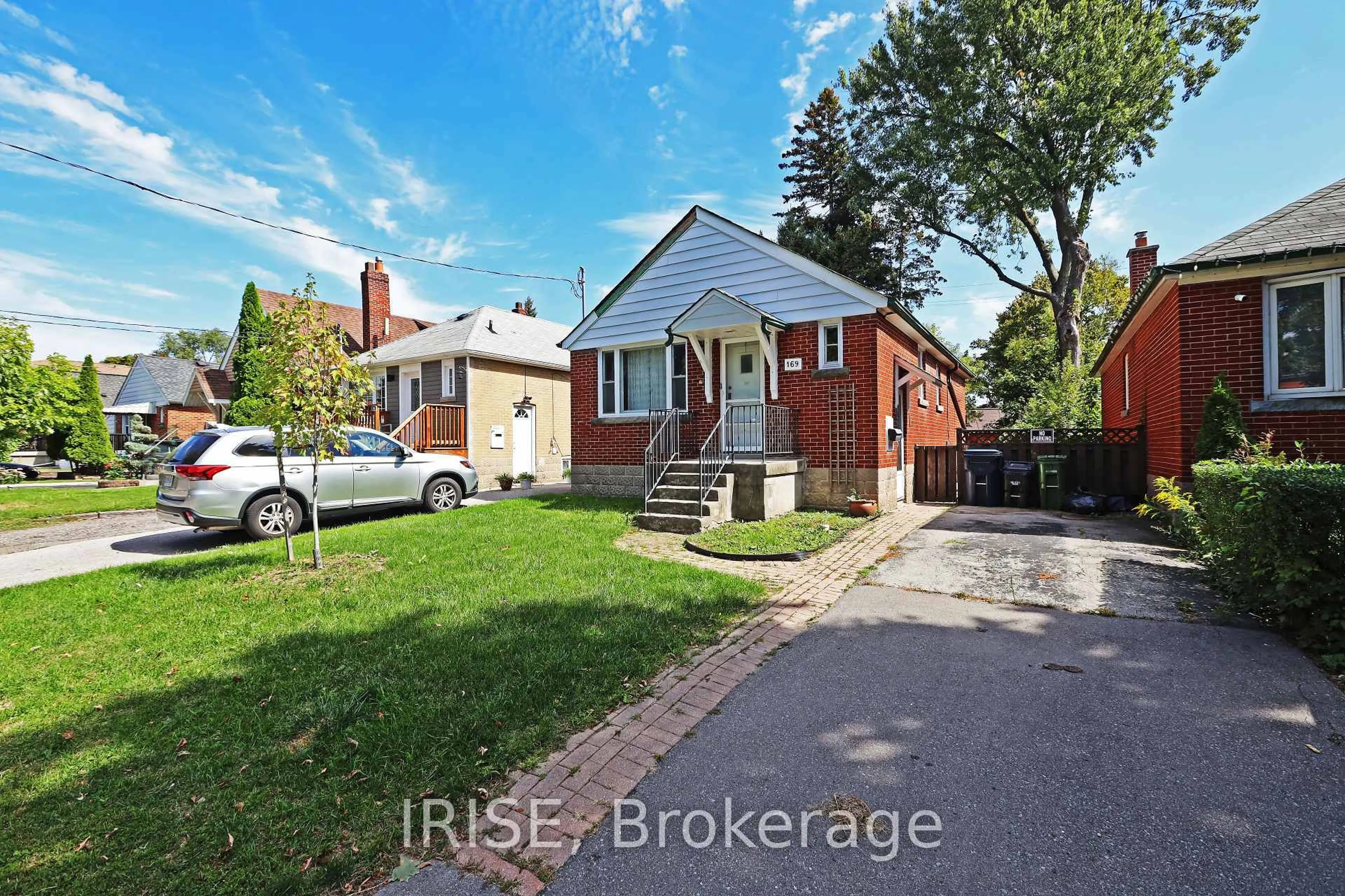 Home with brick exterior material, street for 169 Mcintosh St, Toronto Ontario M1N 3Y8