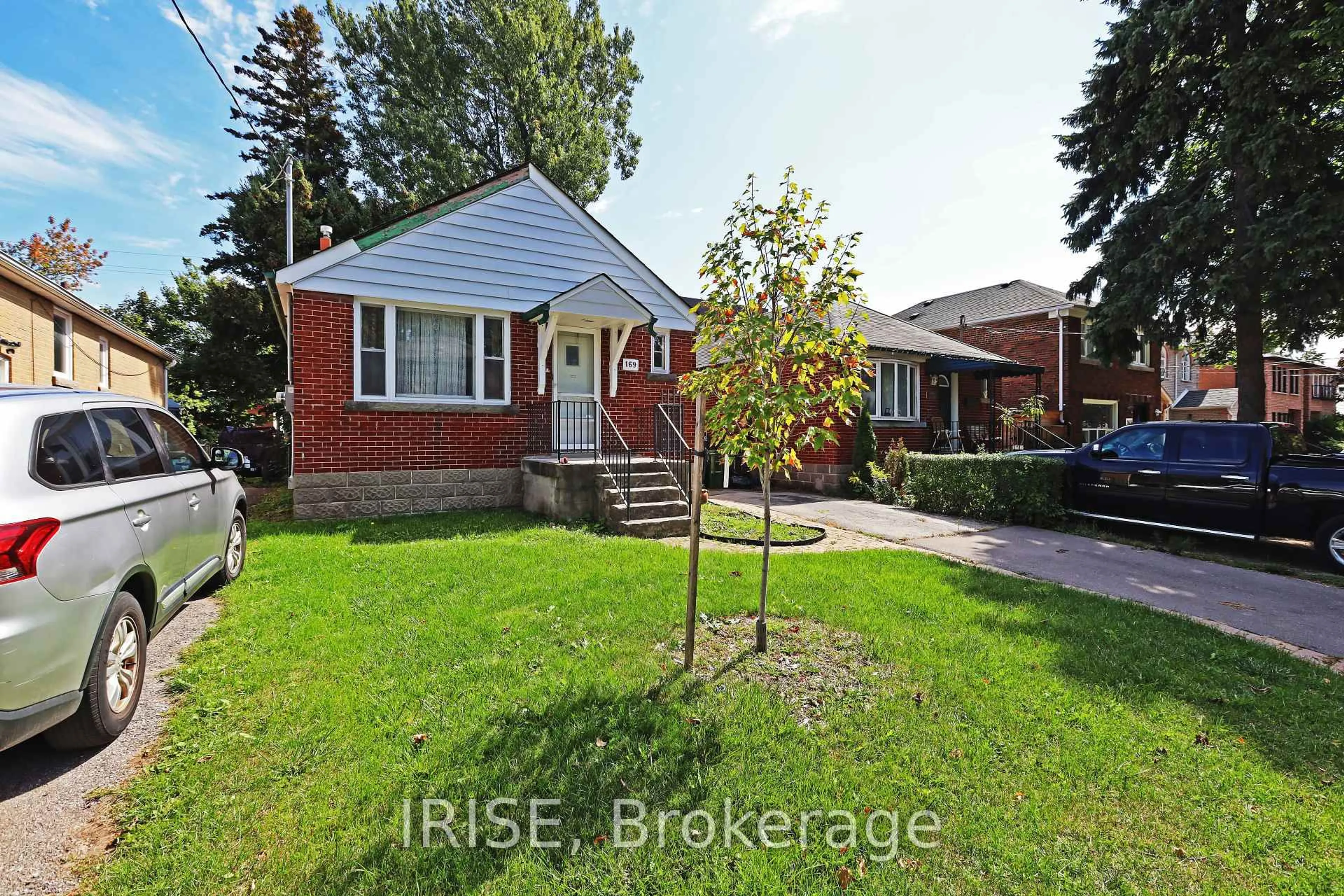 Home with brick exterior material, street for 169 Mcintosh St, Toronto Ontario M1N 3Y8
