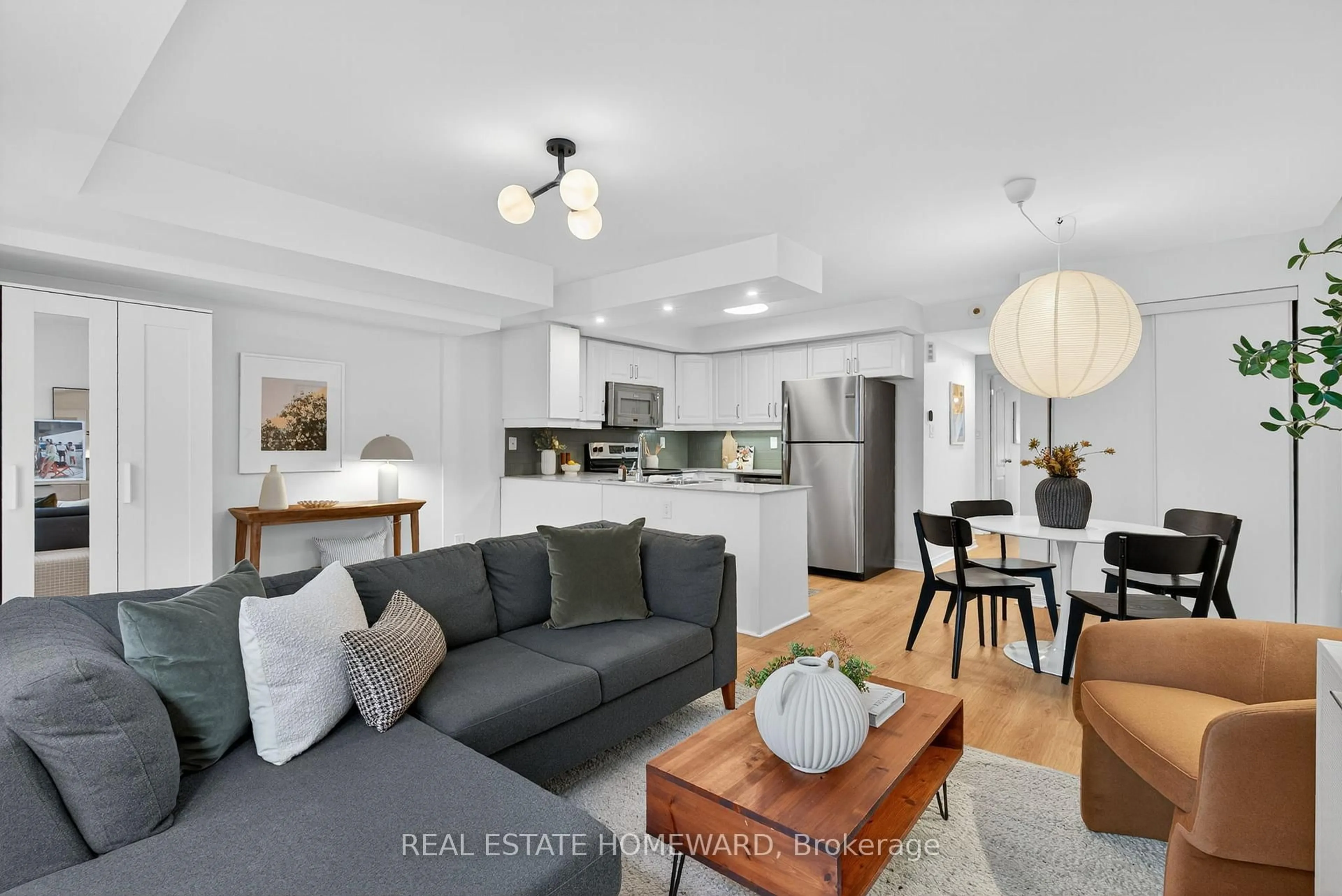 Open concept kitchen, unknown for 11 Frances Loring Lane #1, Toronto Ontario M4M 3E8