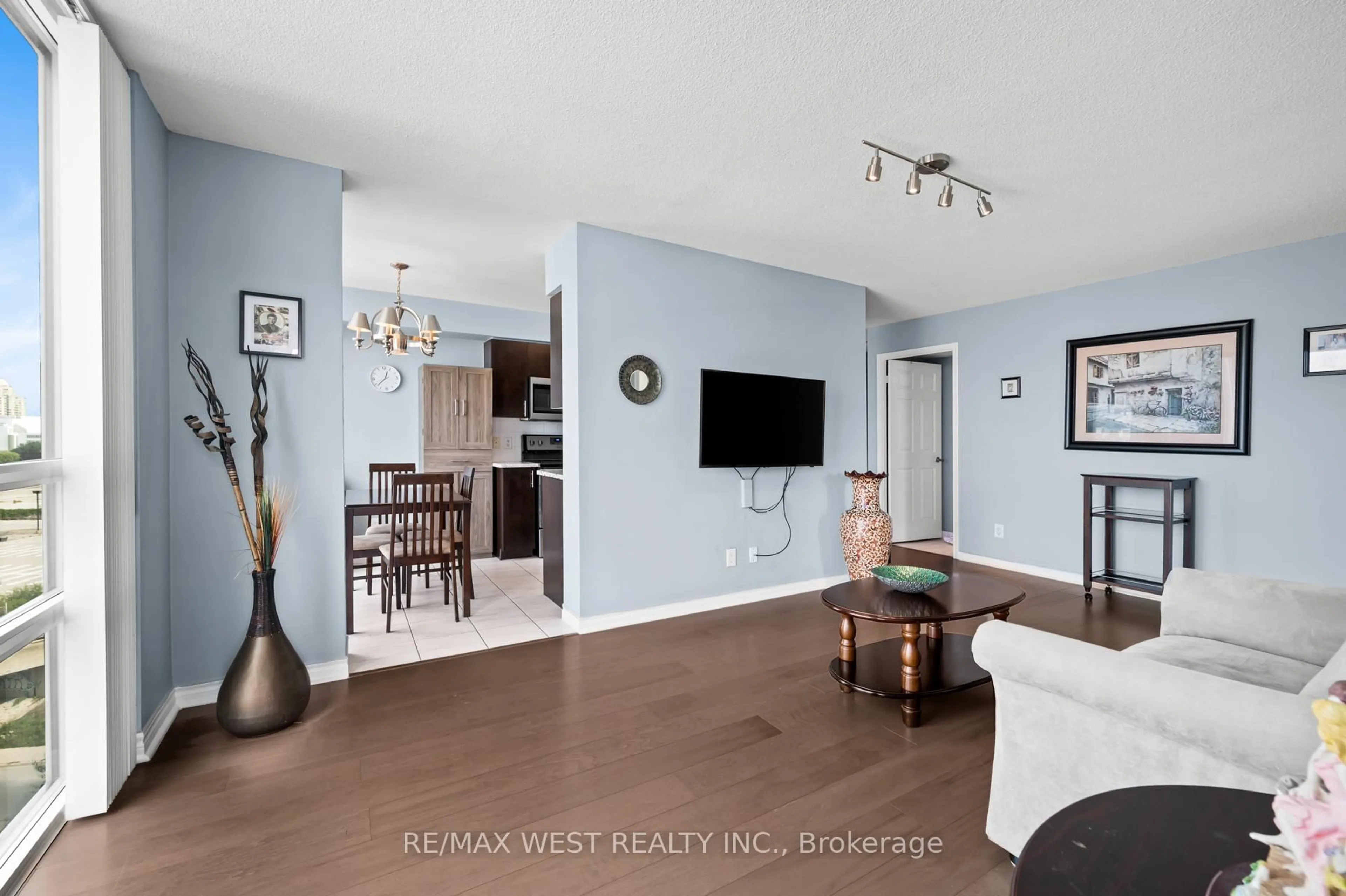 Unknown for 88 Grangeway Ave #803, Toronto Ontario M1H 0A2