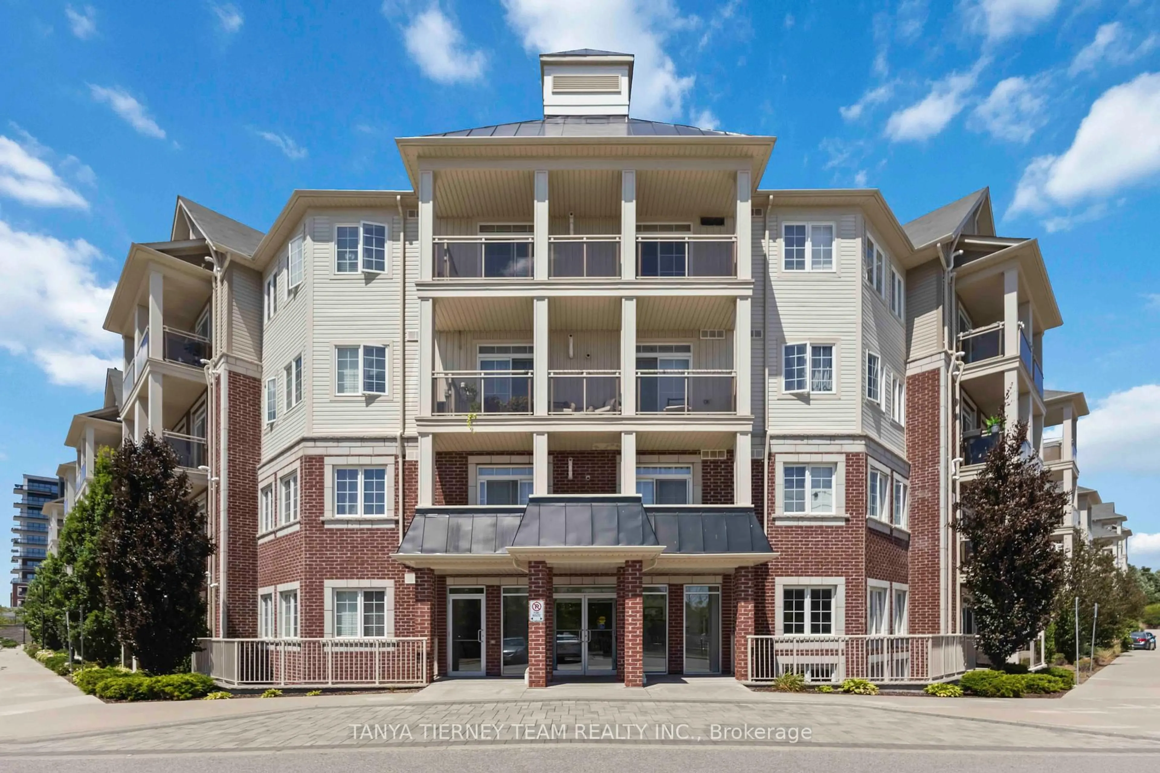 Unknown for 84 Aspen Springs Dr #404, Clarington Ontario L1C 0V3