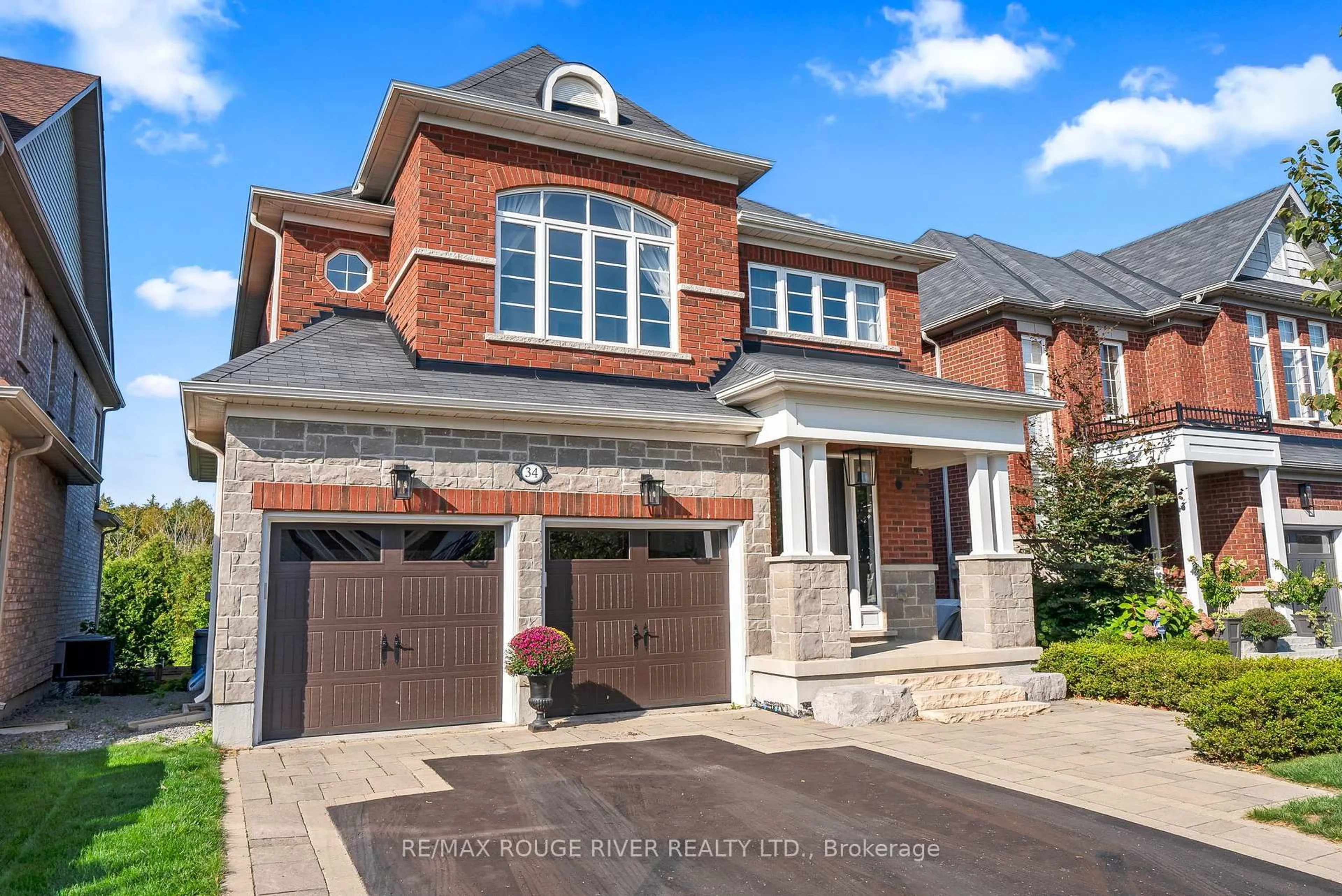Home with brick exterior material, street for 34 Endeavour Crt, Whitby Ontario L1P 0B5