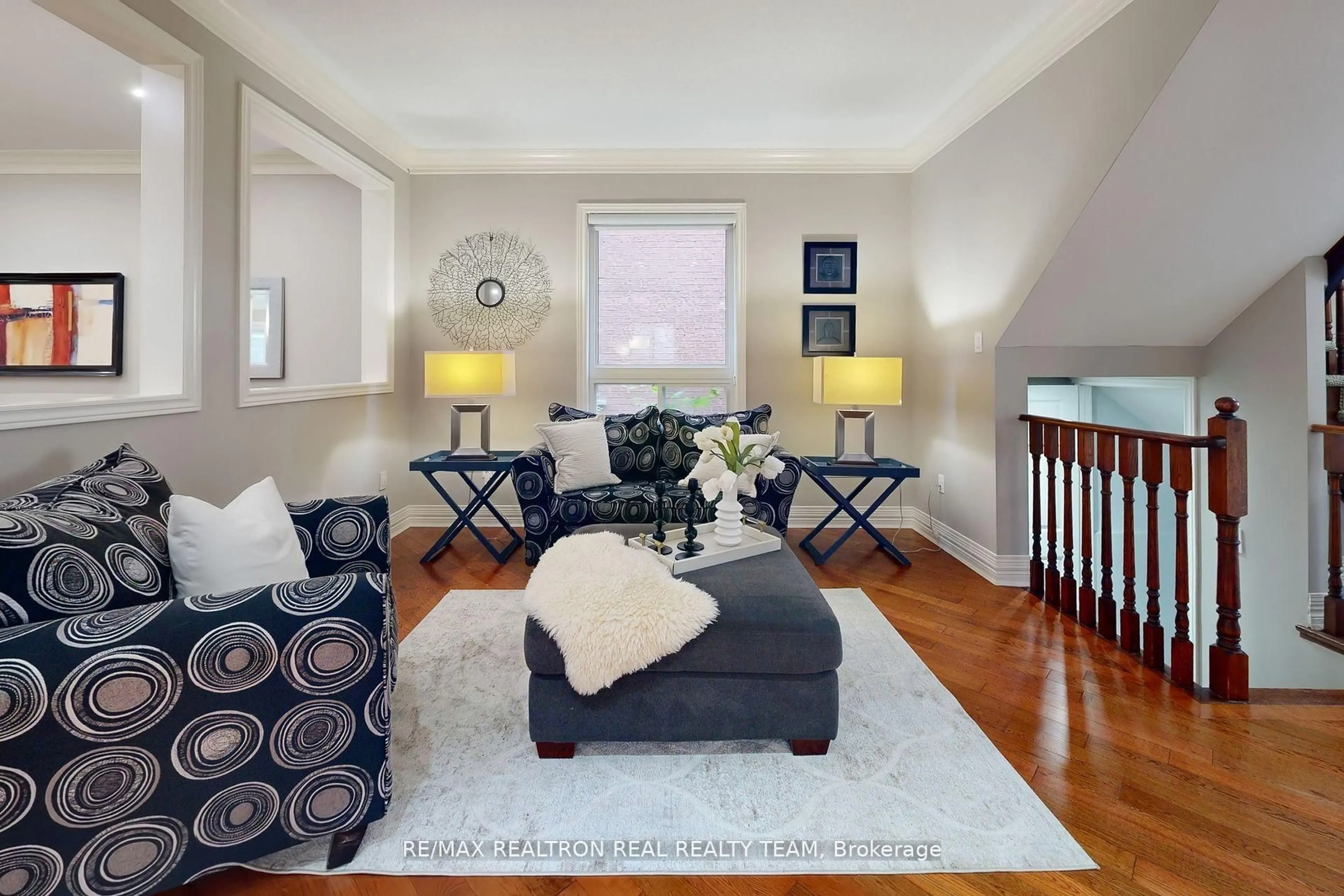 Living room with furniture, unknown for 89 Cachet Blvd, Whitby Ontario L1M 2E2