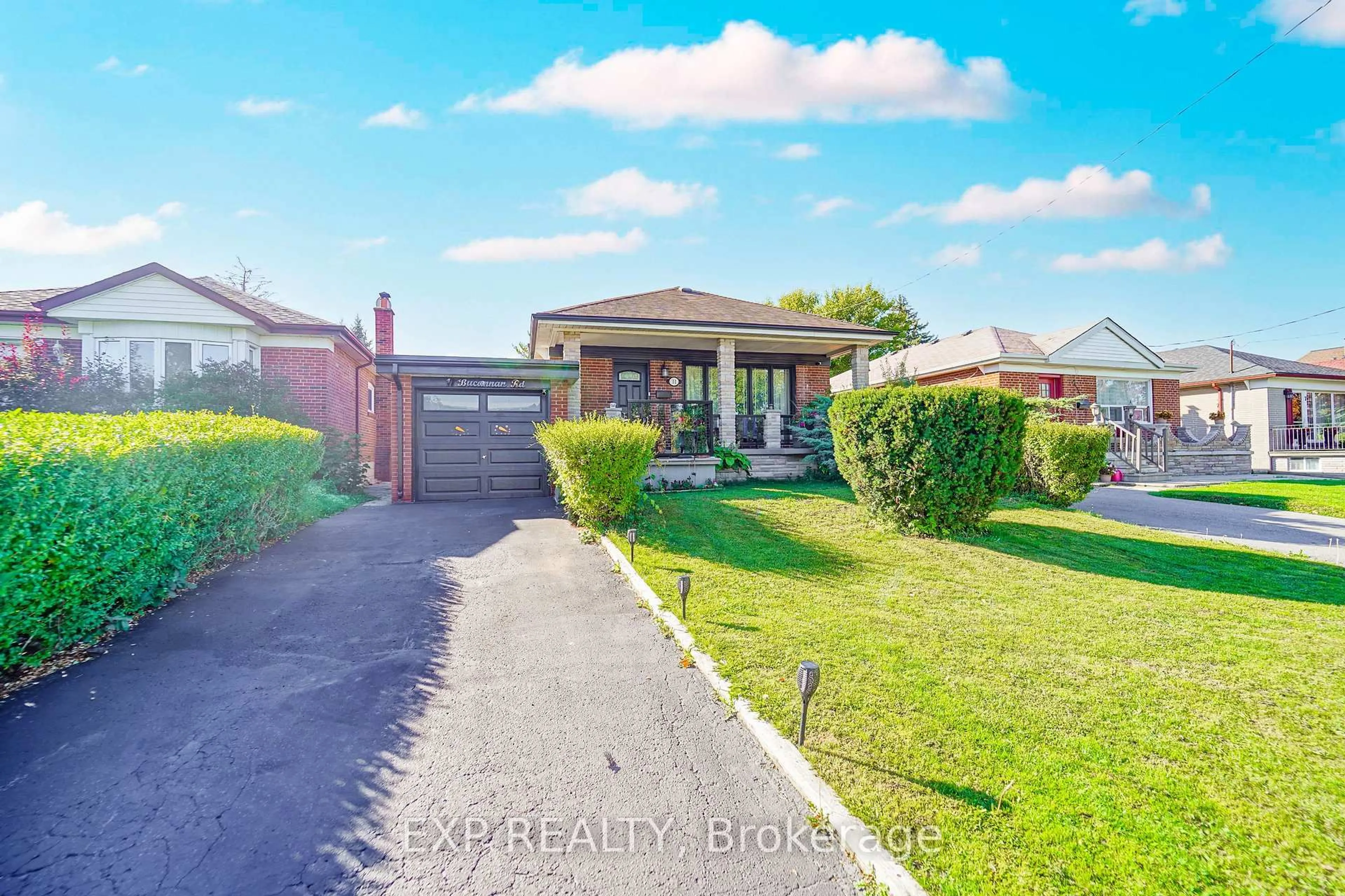 A pic from outside/outdoor area/front of a property/back of a property/a pic from drone, street for 11 Bucannan Rd, Toronto Ontario M1R 3V2