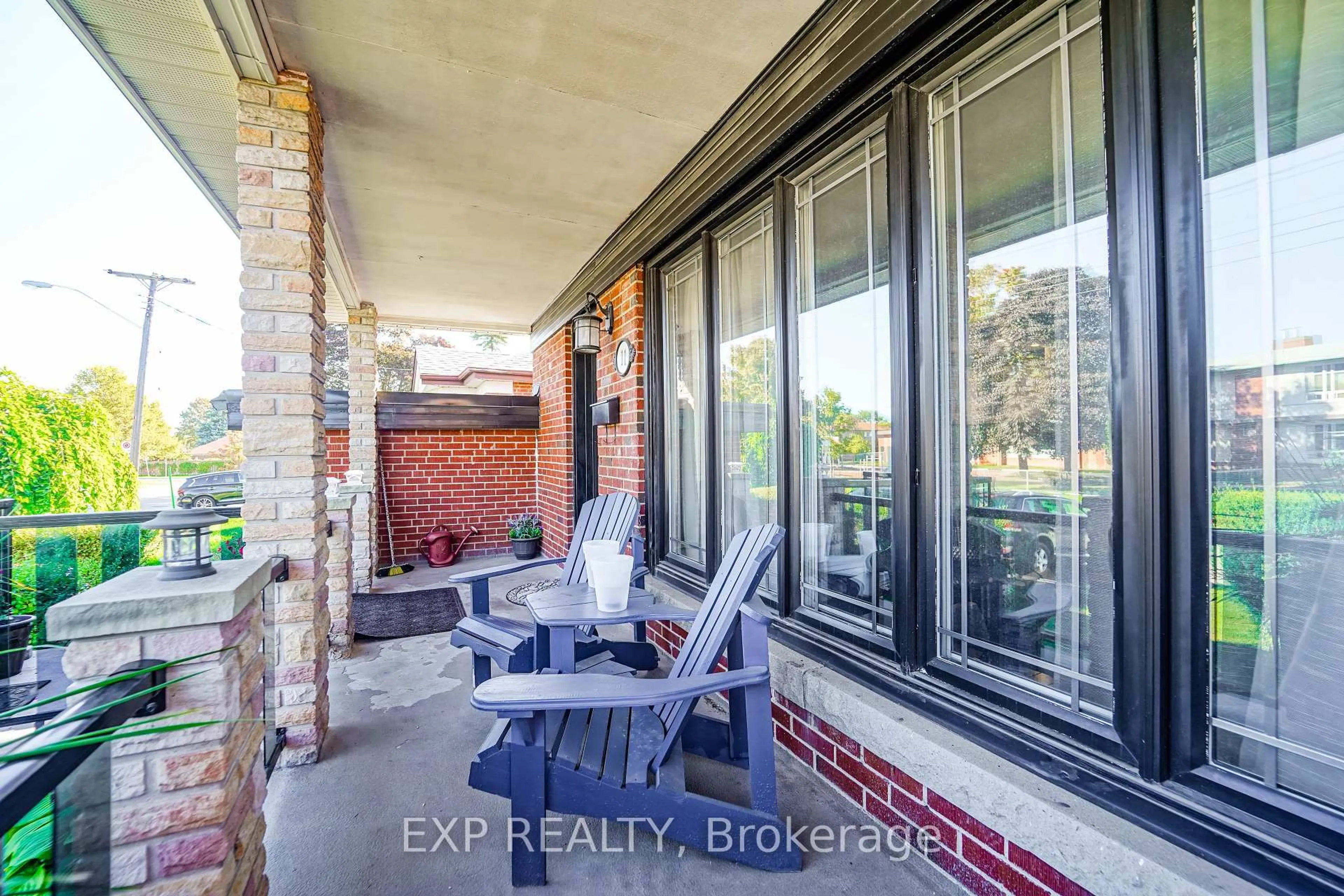 Patio, unknown for 11 Bucannan Rd, Toronto Ontario M1R 3V2
