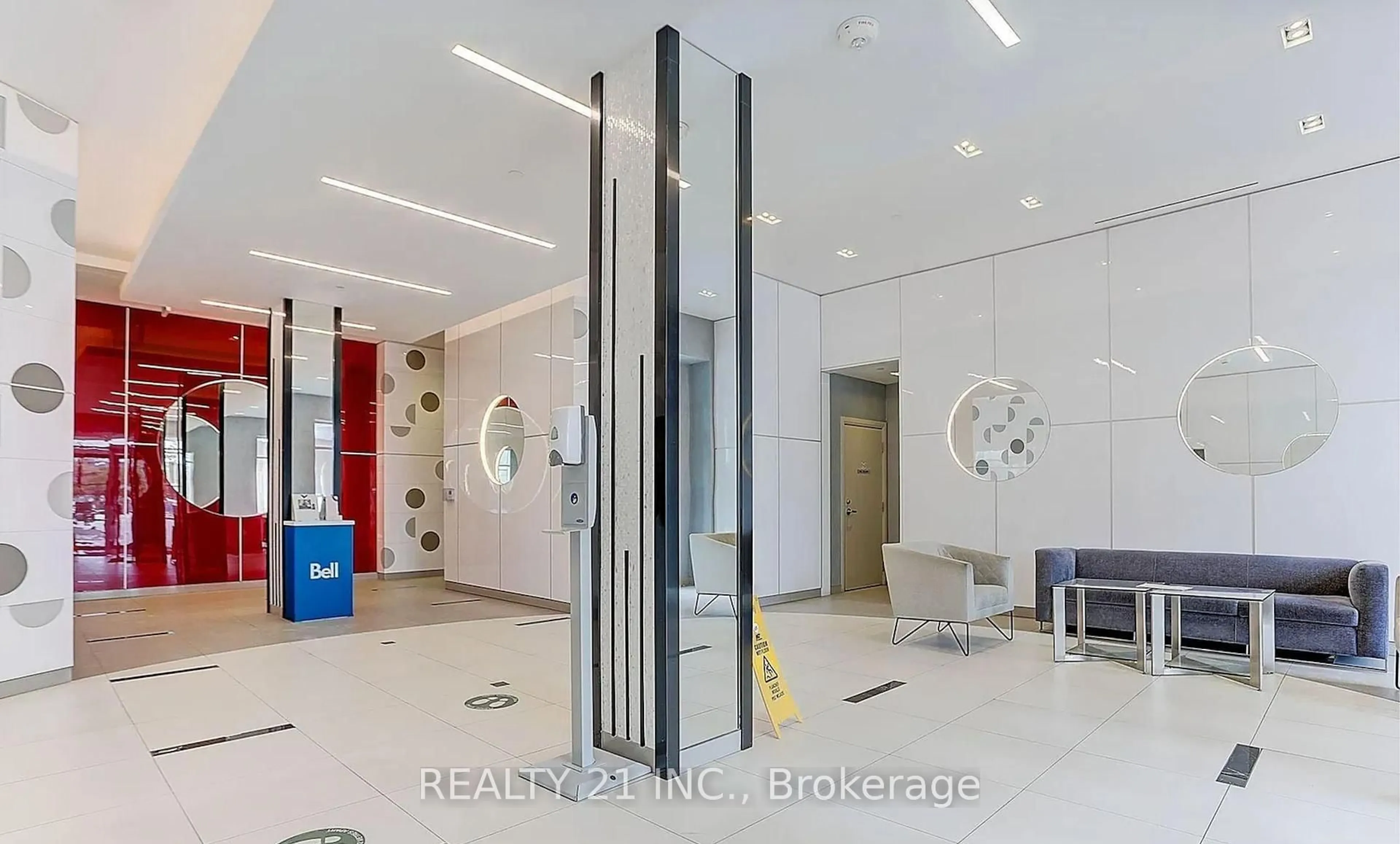 Indoor foyer for 30 Meadowglen Pl #519, Toronto Ontario M1G 0A6