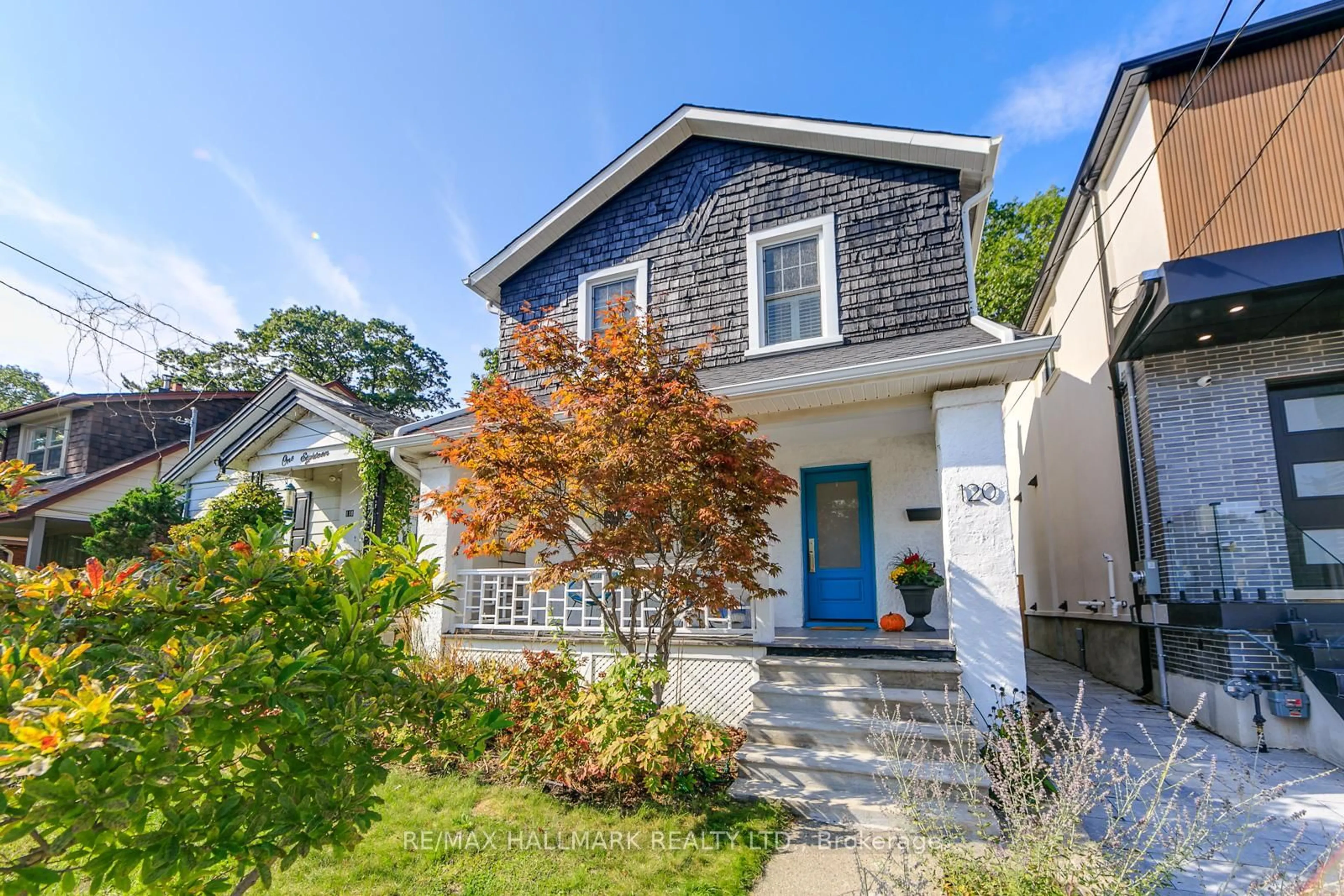Home with vinyl exterior material, street for 120 Warden Ave, Toronto Ontario M1N 2Z4