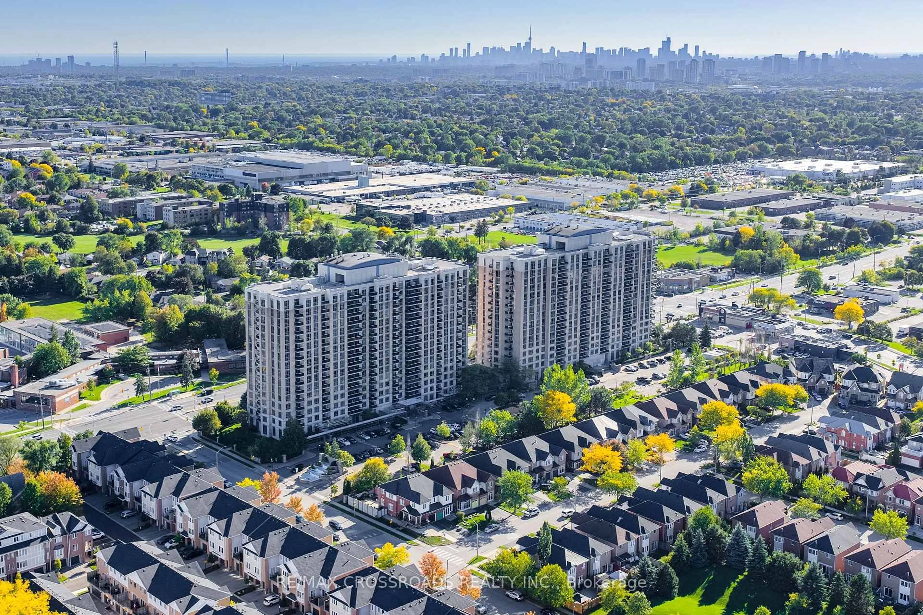 A pic from outside/outdoor area/front of a property/back of a property/a pic from drone, city buildings view from balcony for 8 Mondeo Dr #1307, Toronto Ontario M1P 5C7