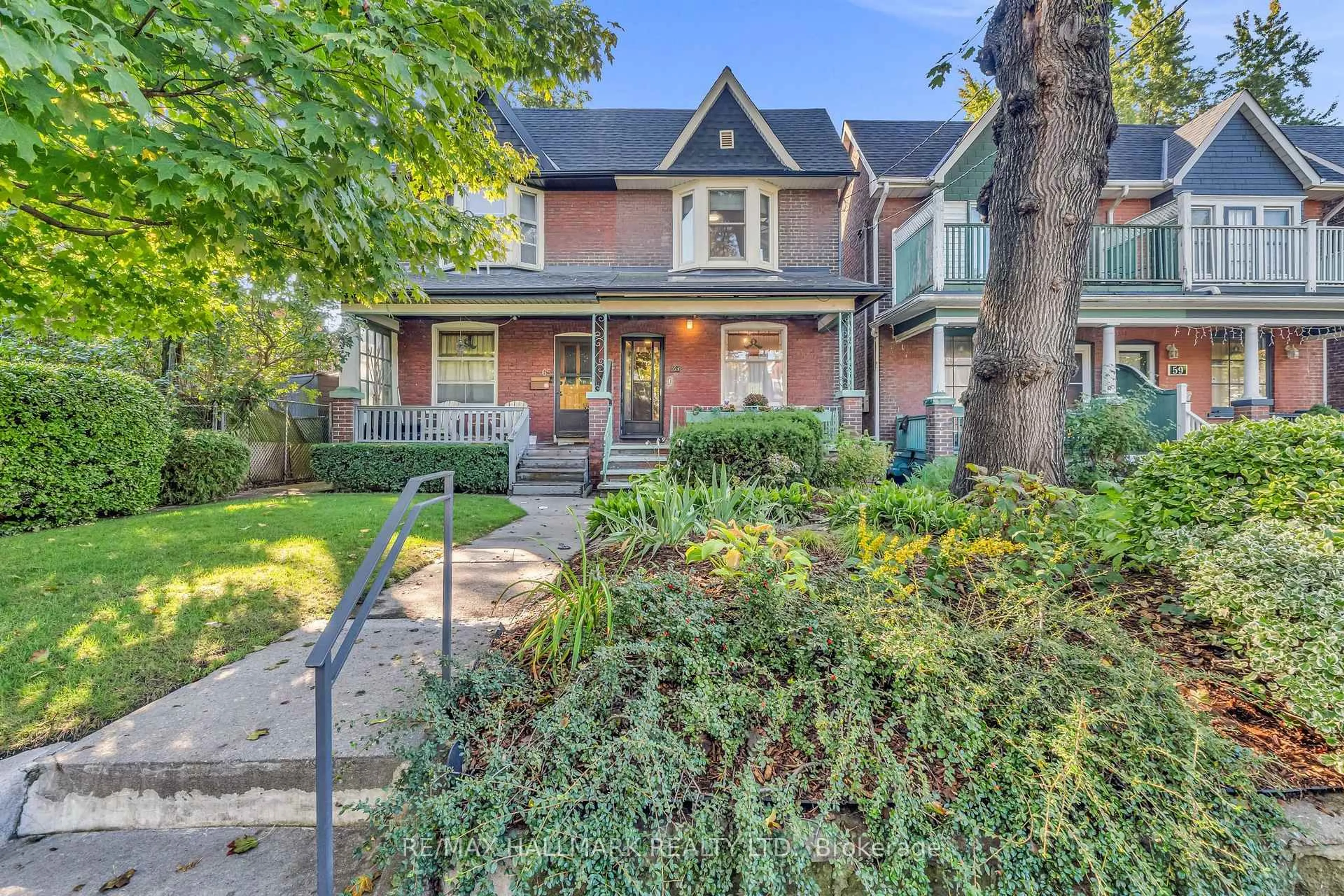 Home with brick exterior material, street for 63 Eastmount Ave, Toronto Ontario M4K 1V2