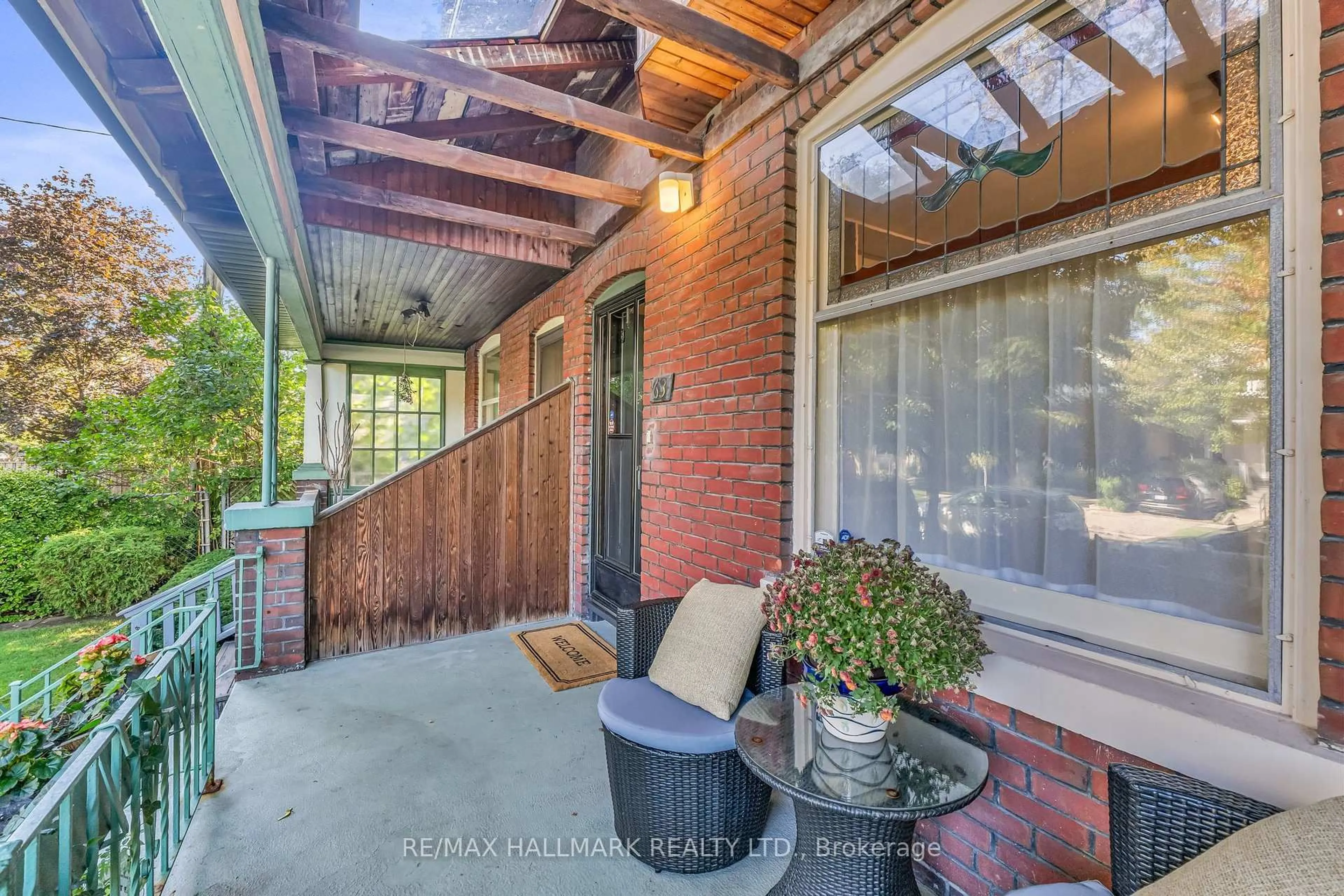 Patio, street for 63 Eastmount Ave, Toronto Ontario M4K 1V2