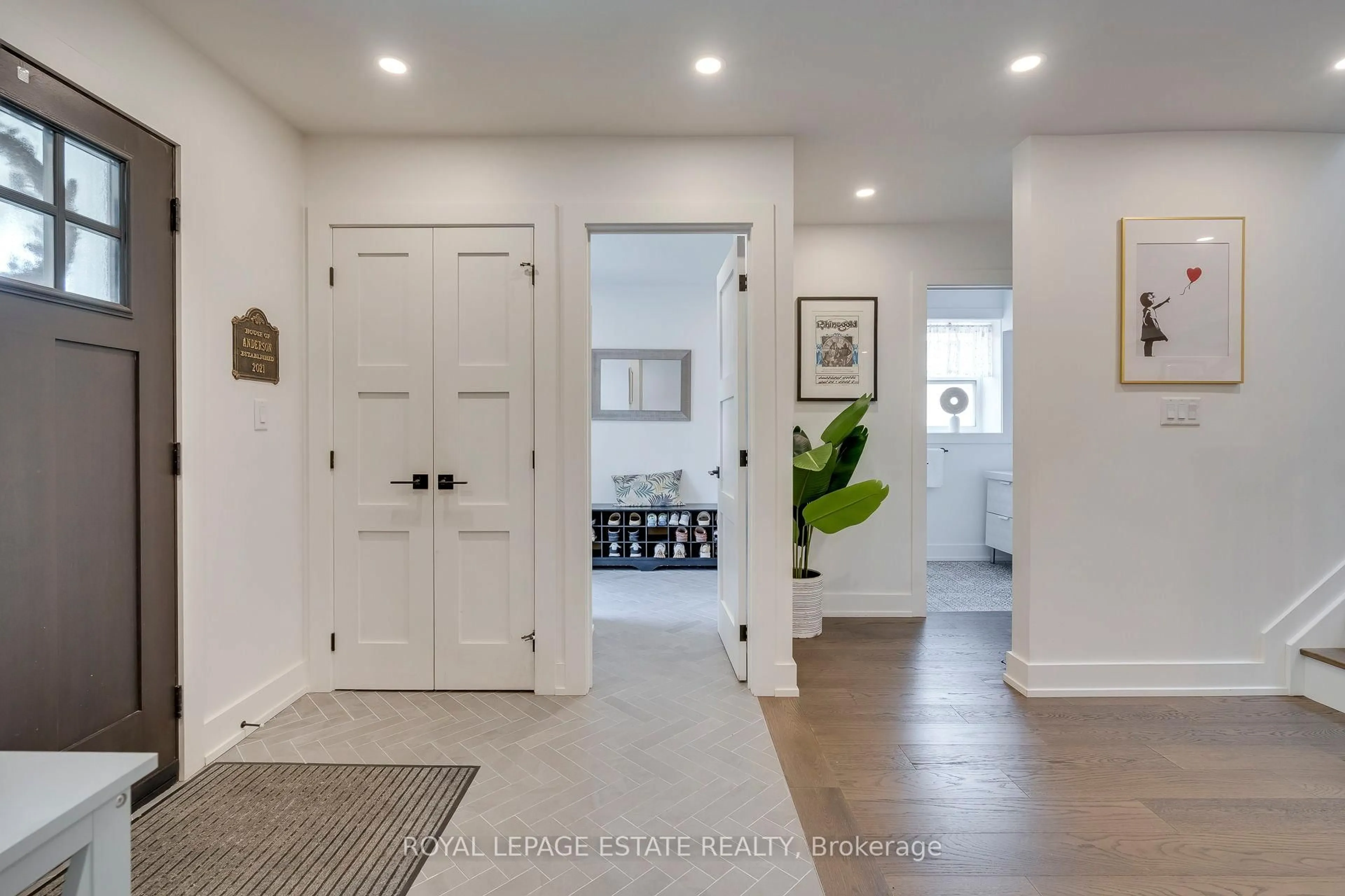 Indoor entryway for 63 Mystic Ave, Toronto Ontario M1L 4H1