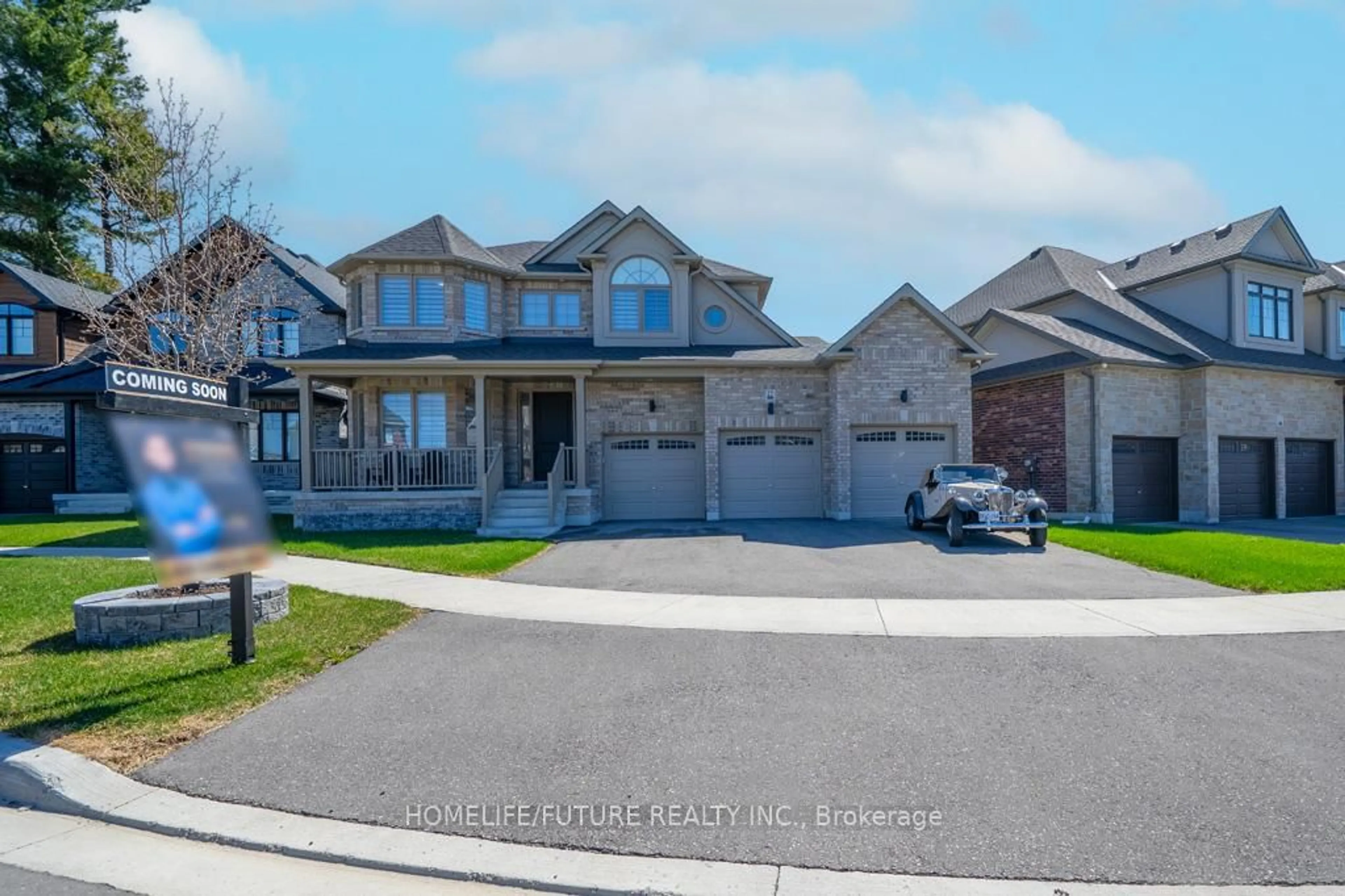 Home with brick exterior material, street for 27 Higham Pl, Clarington Ontario L1C 7G5