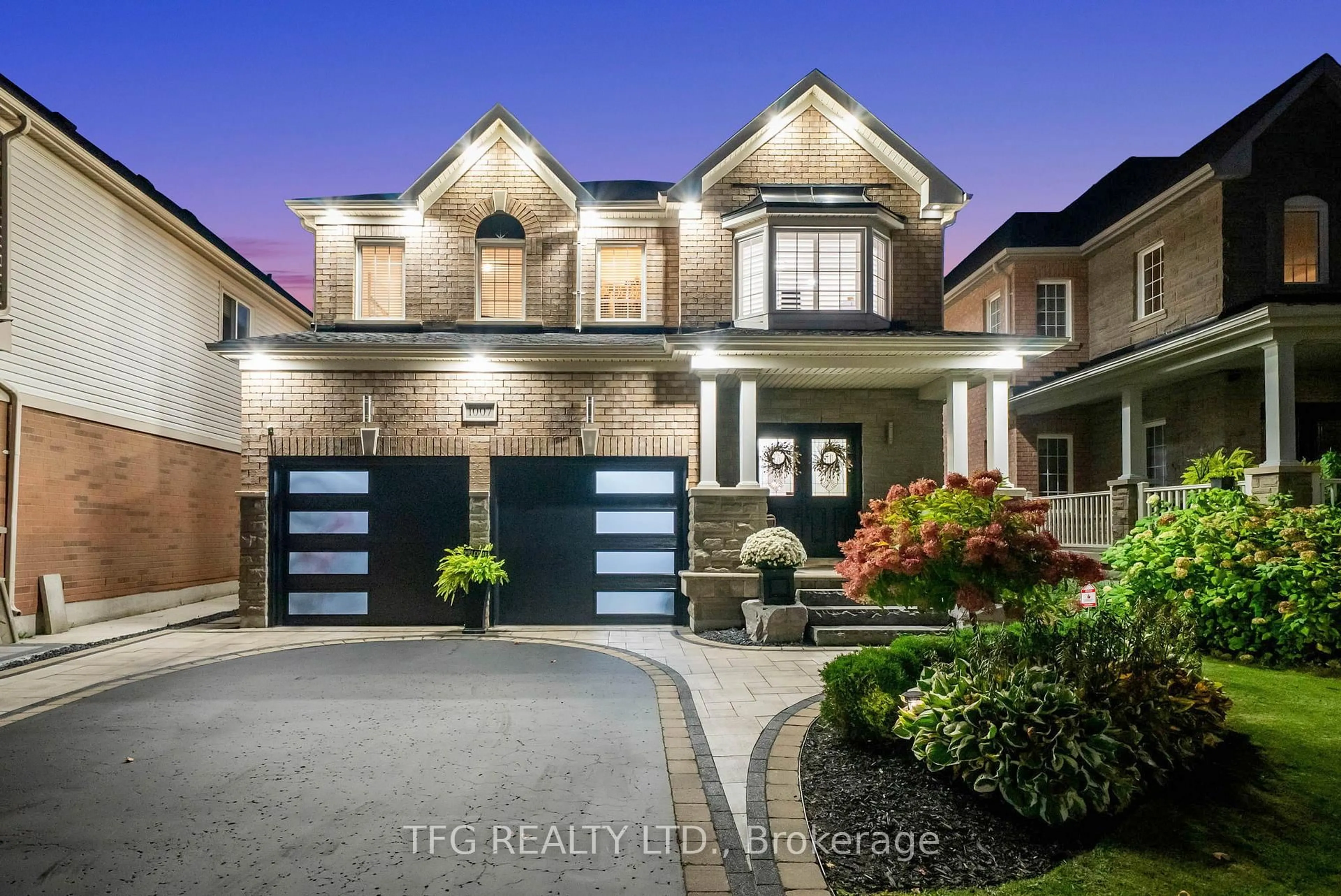 Home with brick exterior material, street for 1007 Coldstream Dr, Oshawa Ontario L1K 0J8