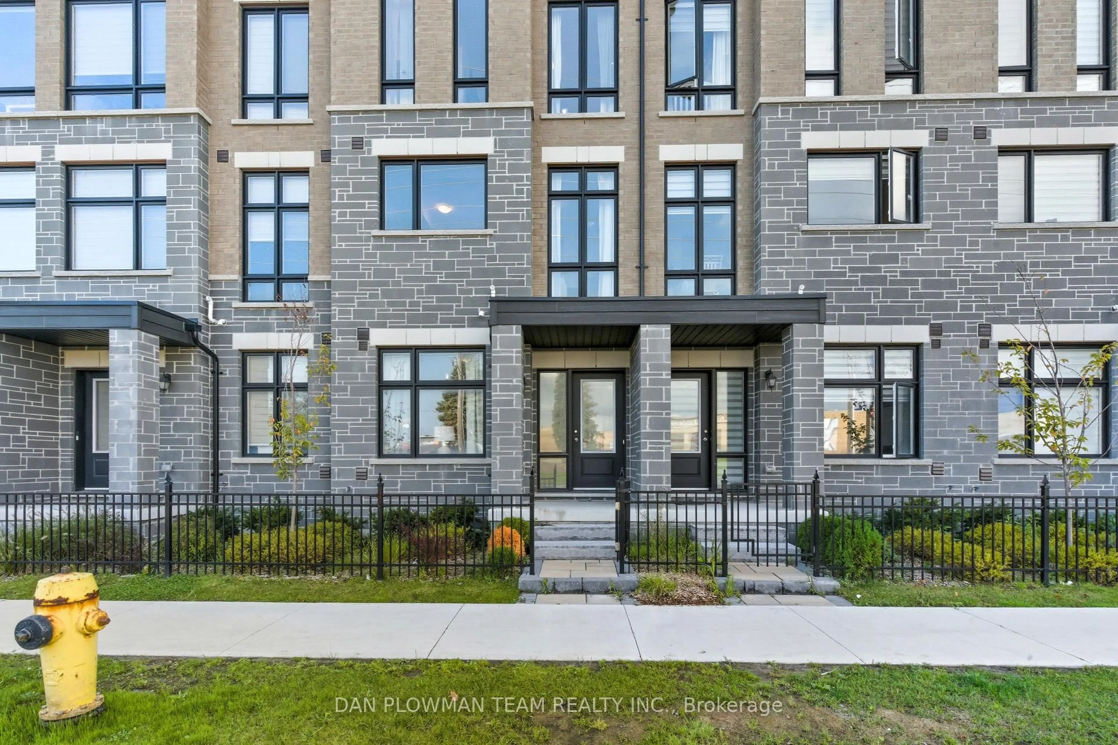 Home with brick exterior material, street for 1393 Coral Springs Path, Oshawa Ontario L1K 3G1