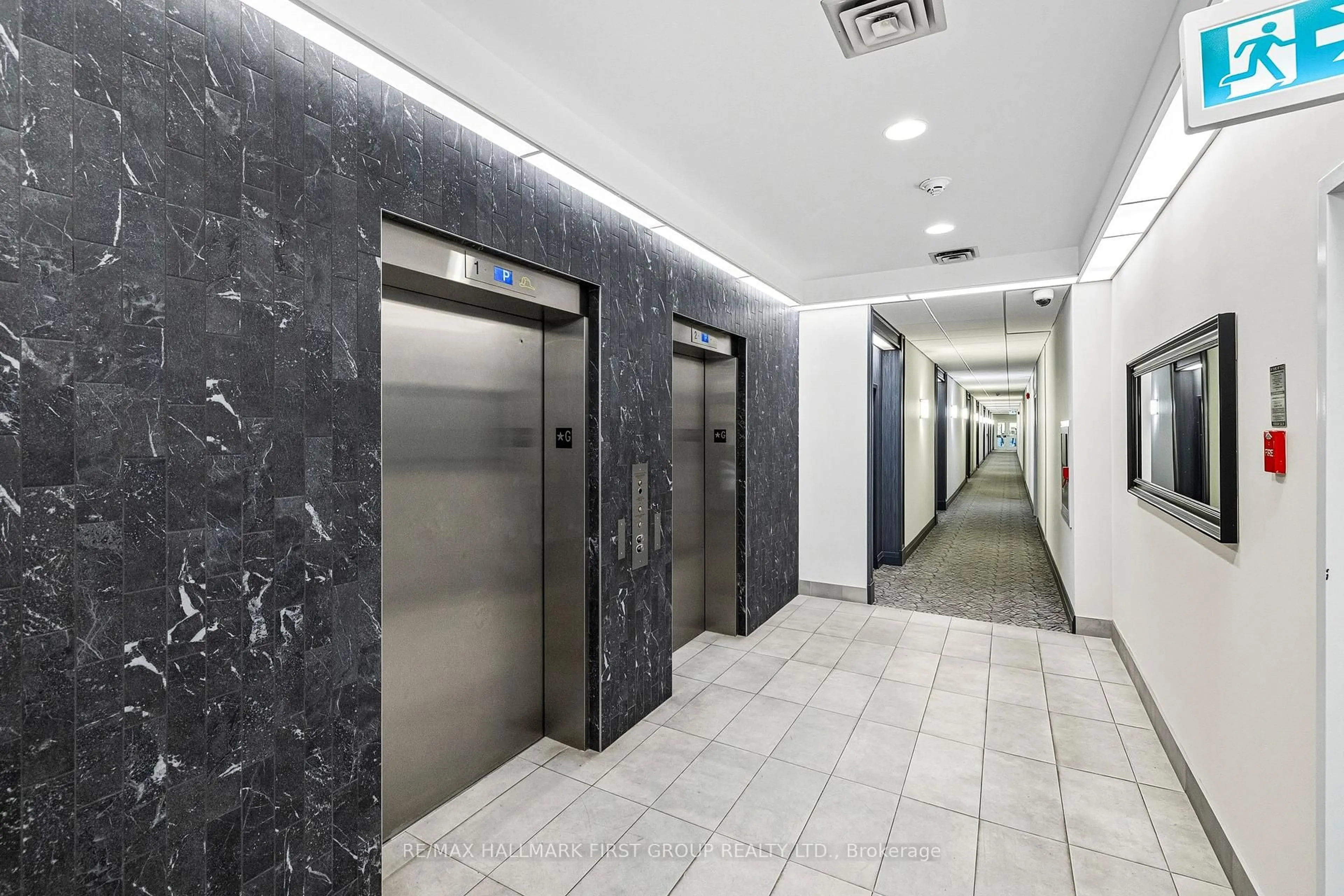Indoor foyer for 1665 Pickering Pkwy #610, Pickering Ontario L1V 6L4