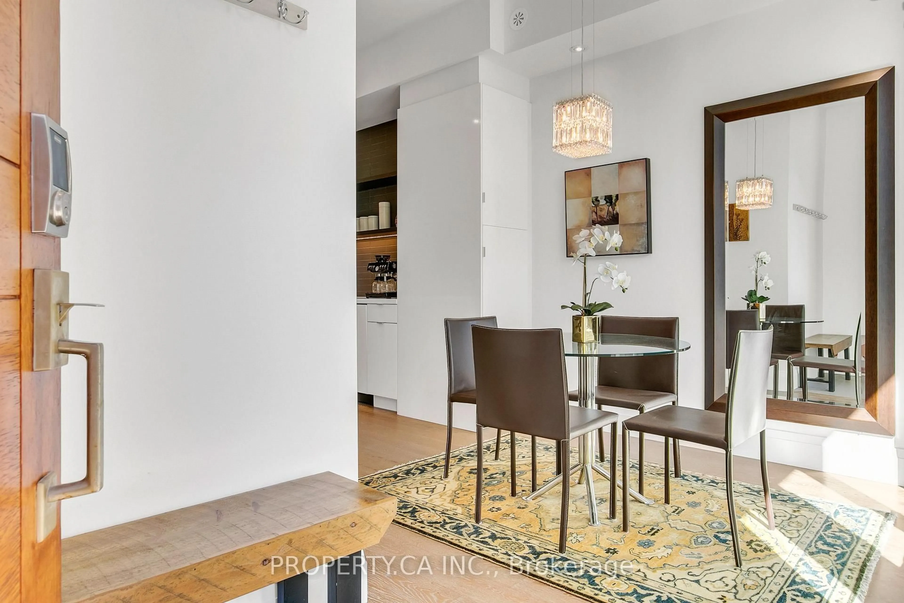 Dining room, unknown for 837 Broadview Ave #13, Toronto Ontario M4K 2P9