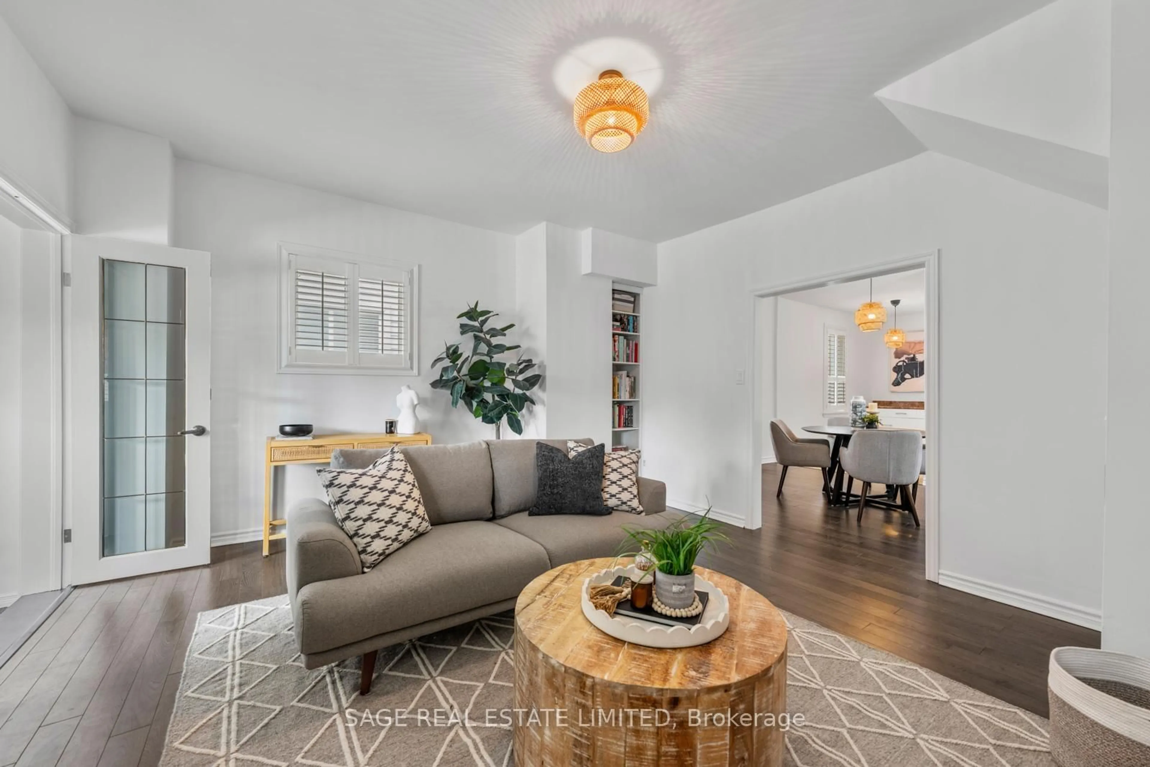 Living room with furniture, unknown for 79 Pitt Ave, Toronto Ontario M1L 2R5