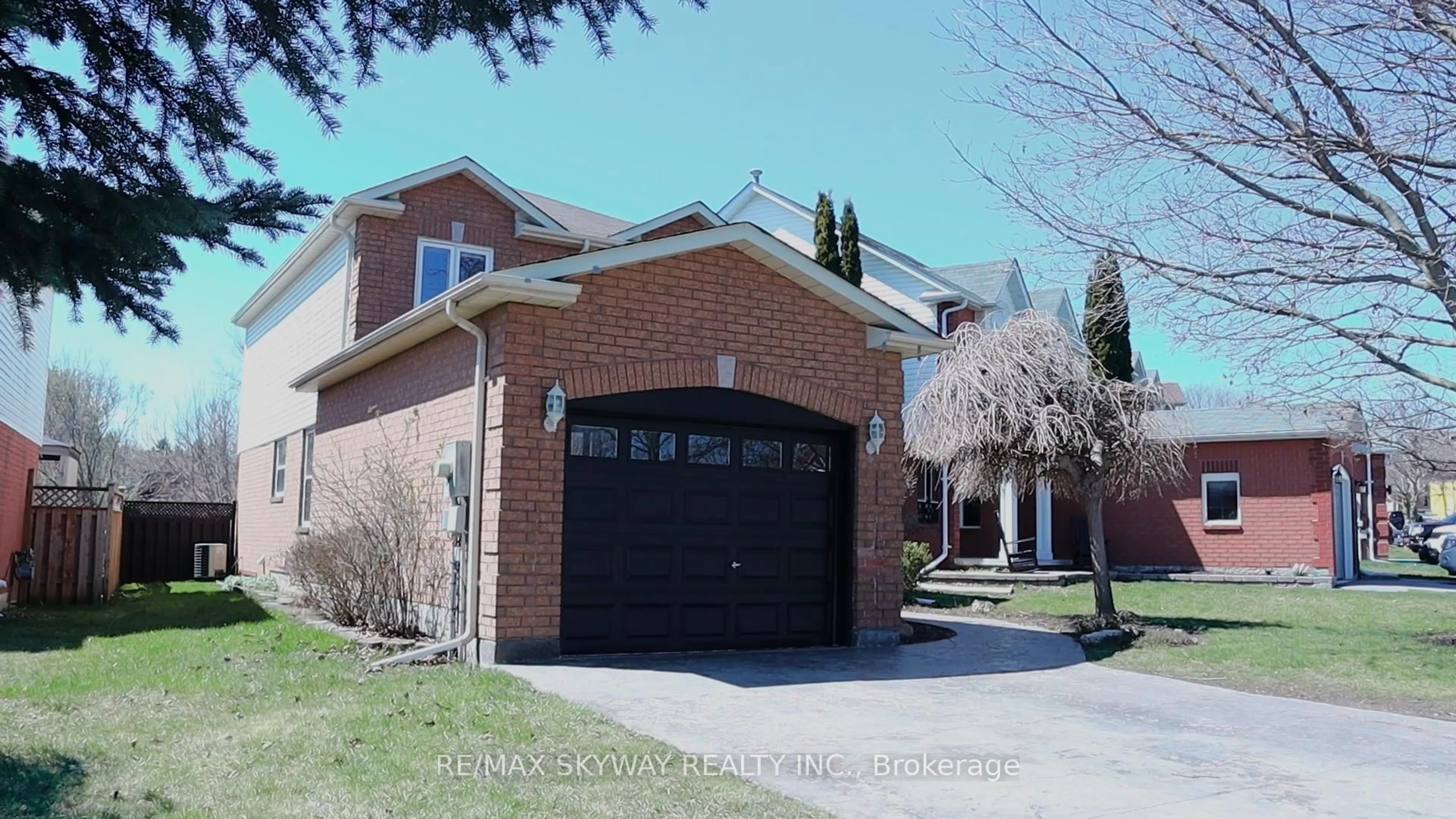 Home with brick exterior material, street for 10 Elephant Hill Dr, Clarington Ontario L1C 4M5