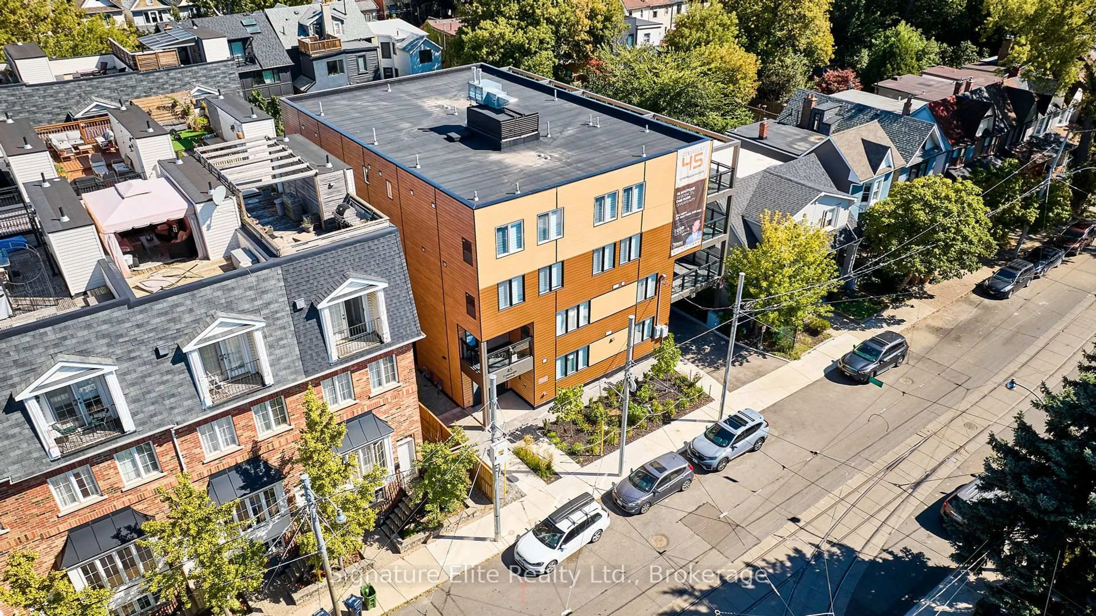 A pic from outside/outdoor area/front of a property/back of a property/a pic from drone, city buildings view from balcony for 45 Connaught Ave #402, Toronto Ontario M4L 2V8
