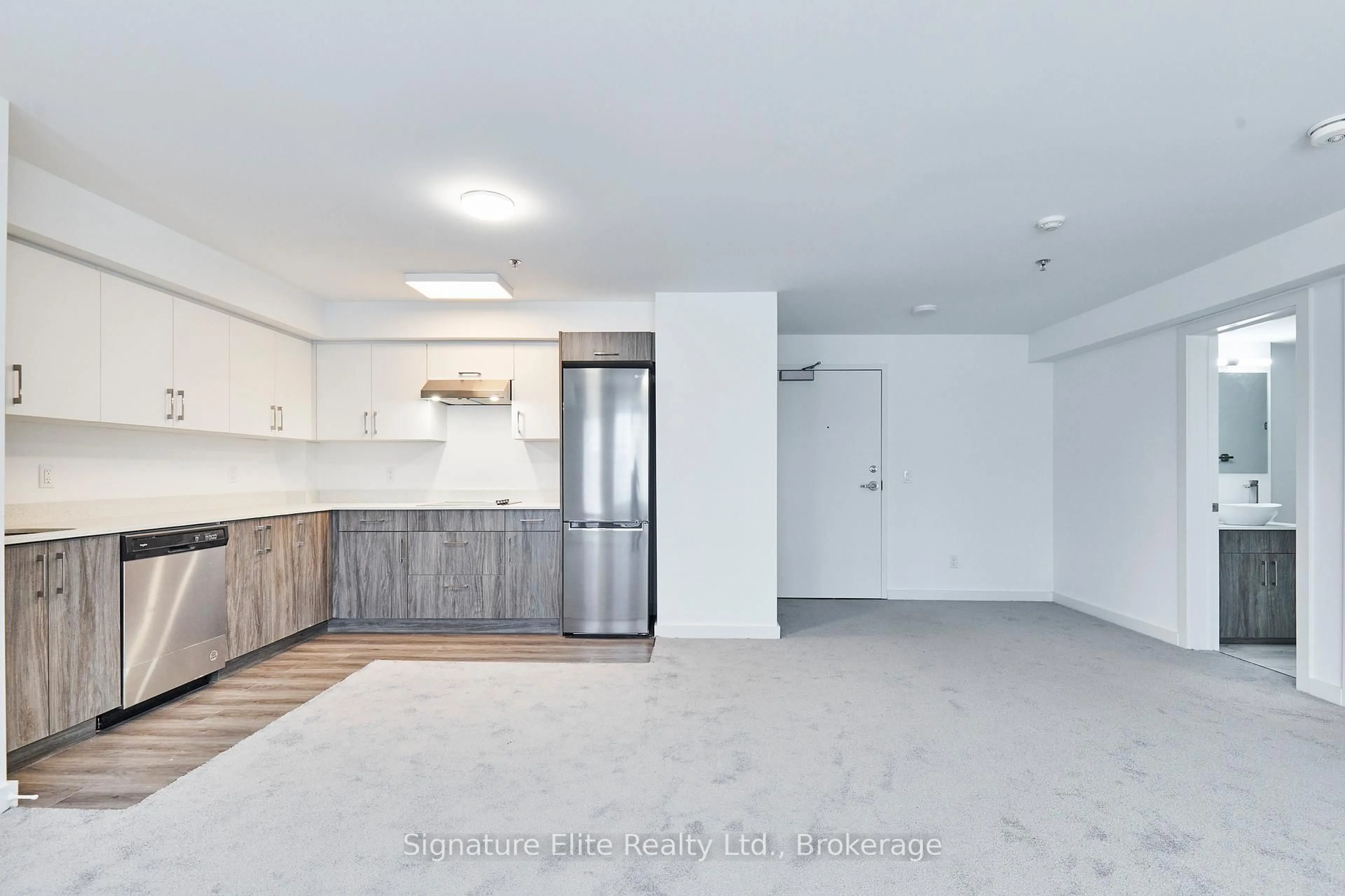 Unknown for 45 Connaught Ave #402, Toronto Ontario M4L 2V8