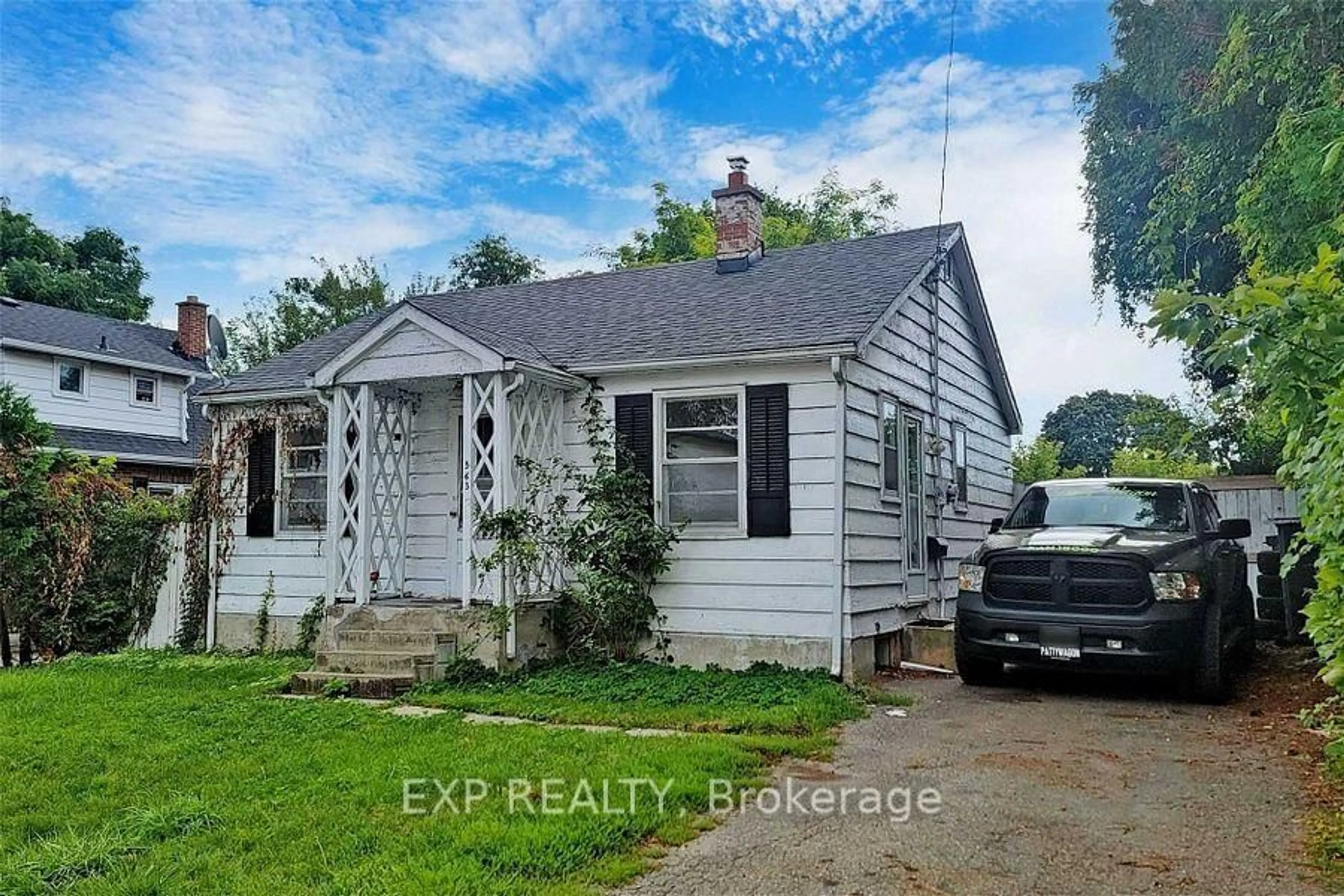Unknown for 563 Devon Ave, Oshawa Ontario L1H 1R9